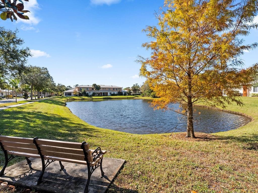 2522 Stockbridge Square, Vero Beach