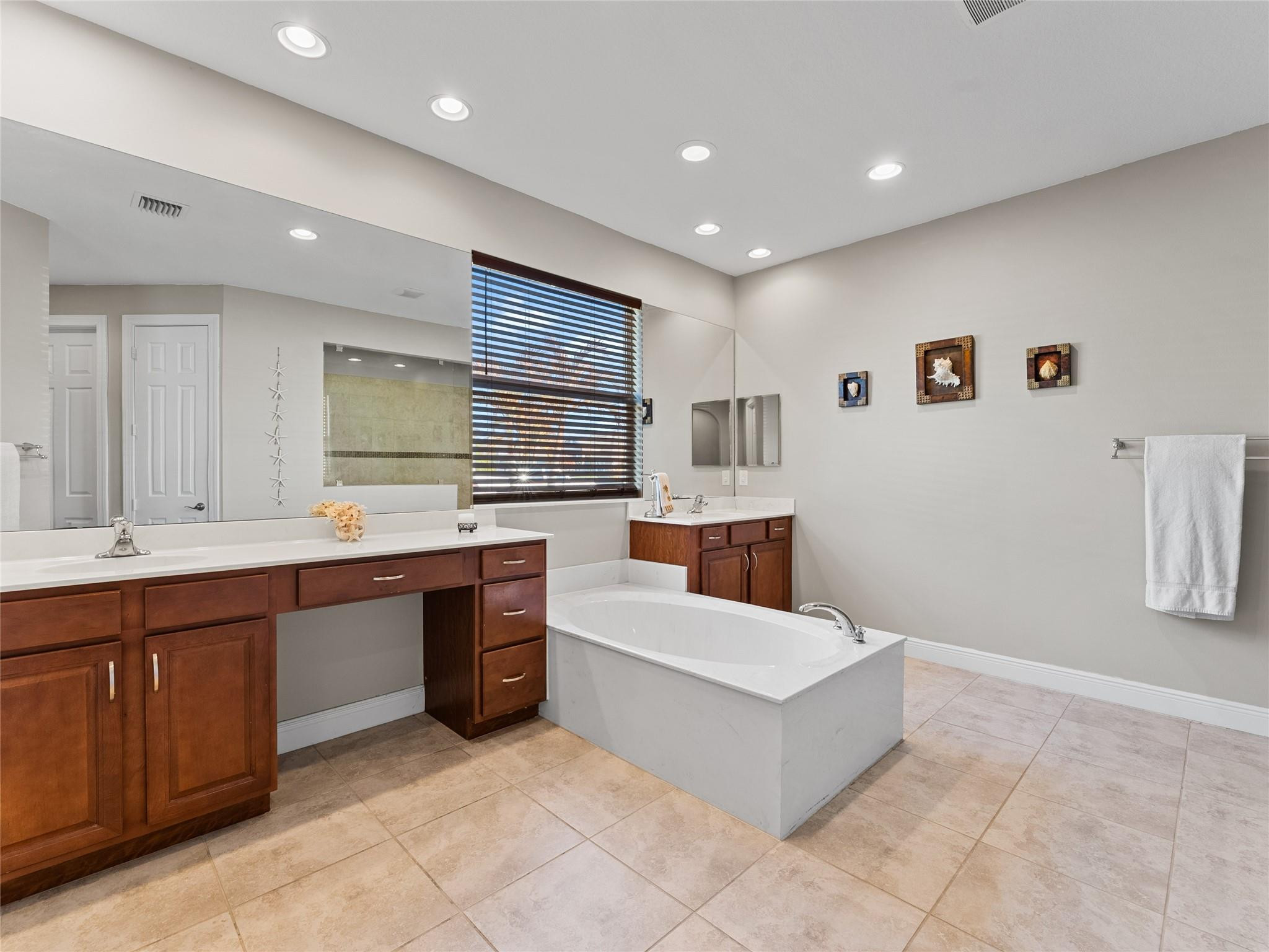 765 Fortunella Circle