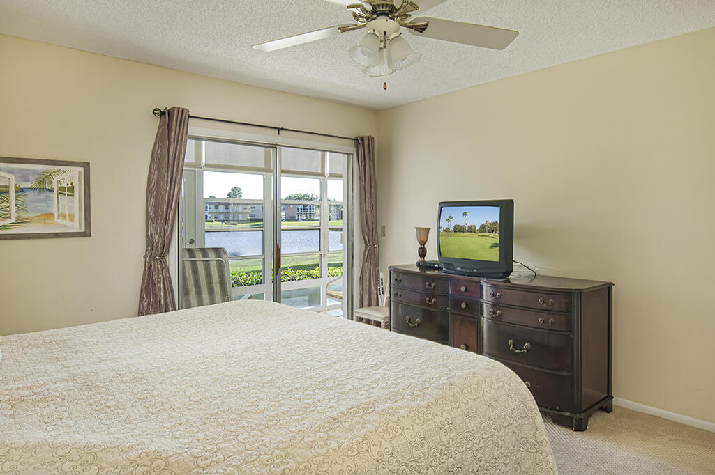 68 Royal Oak Court 106