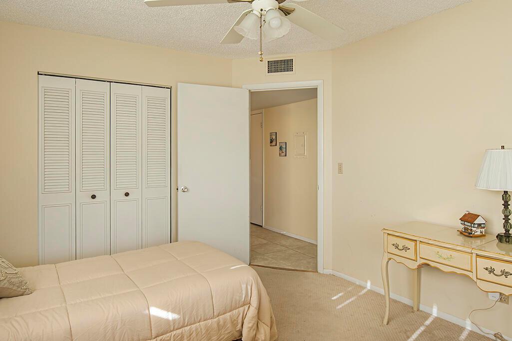 68 Royal Oak Court 106