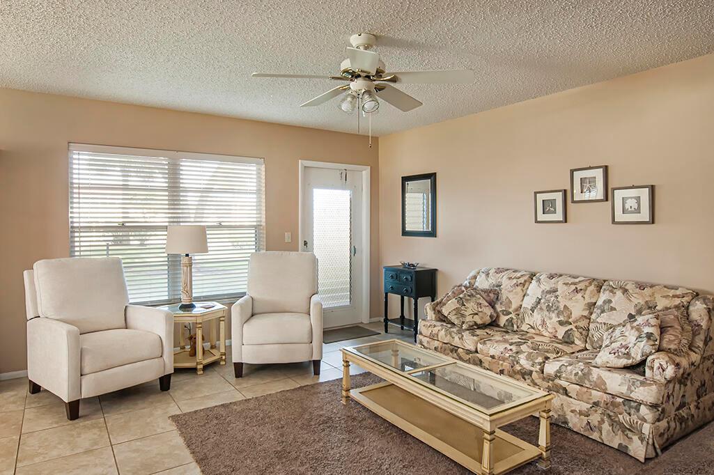 68 Royal Oak Court 106