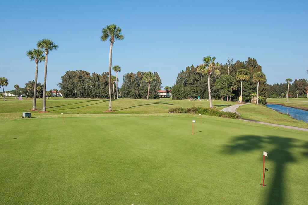 68 Royal Oak Court 106