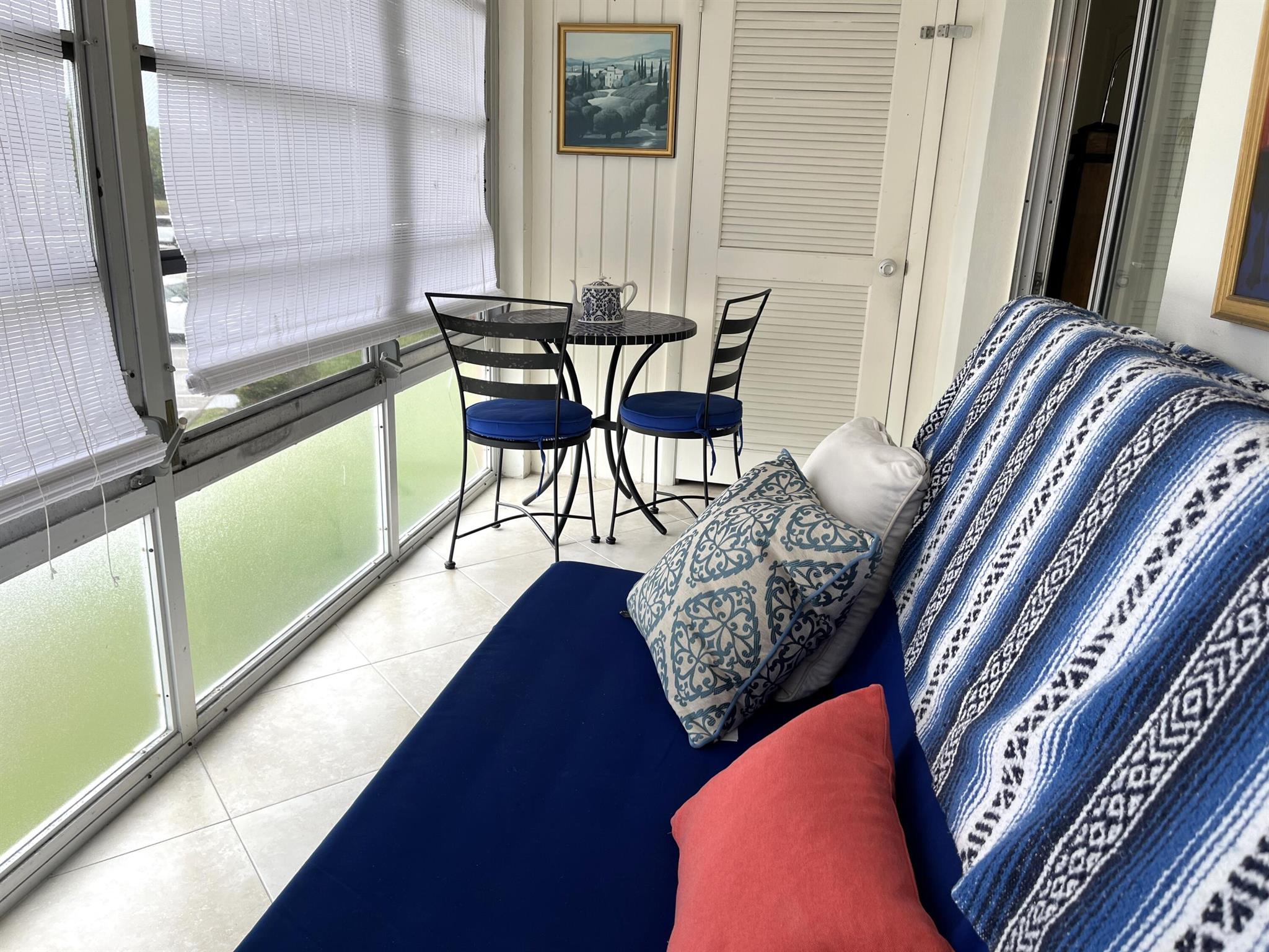 70 Royal Oak Court 203