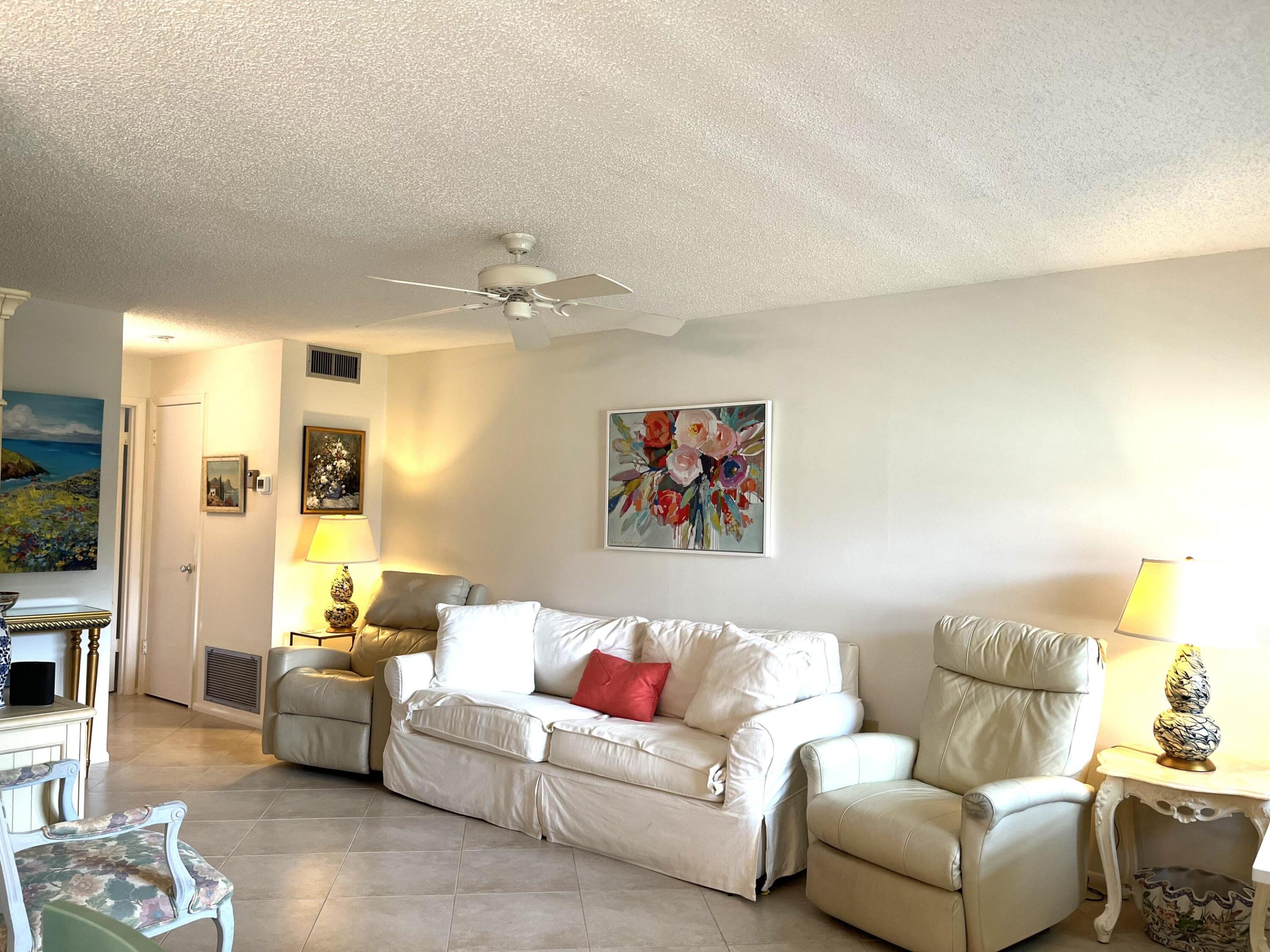 70 Royal Oak Court 203