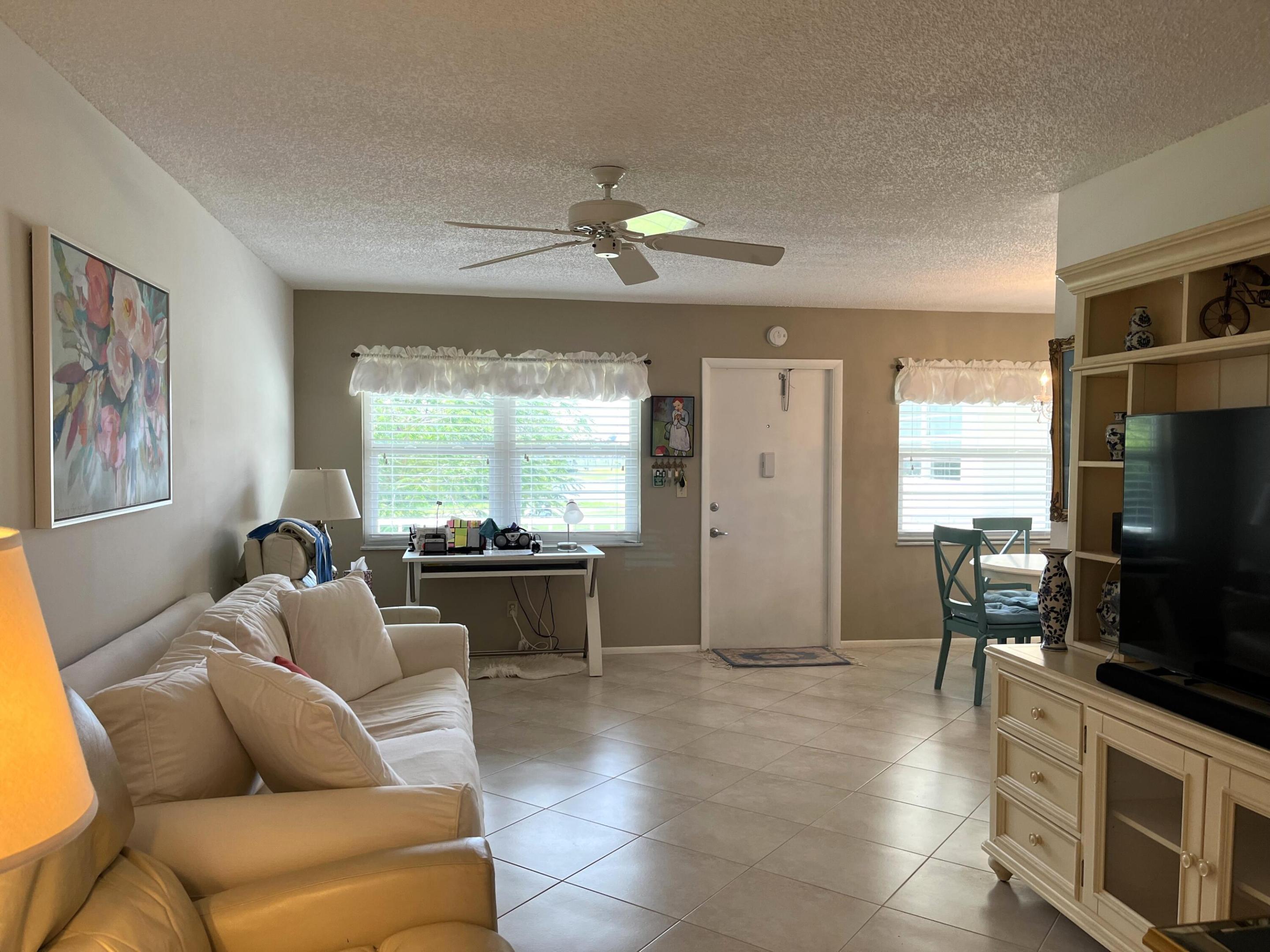 70 Royal Oak Court 203