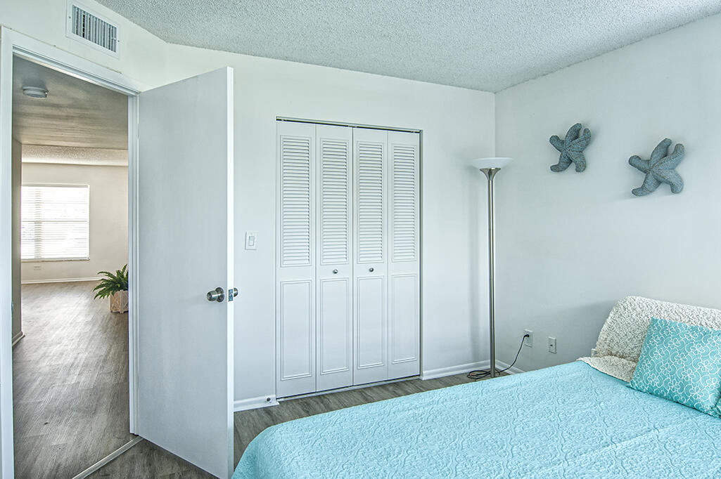 64 Woodland Drive 102