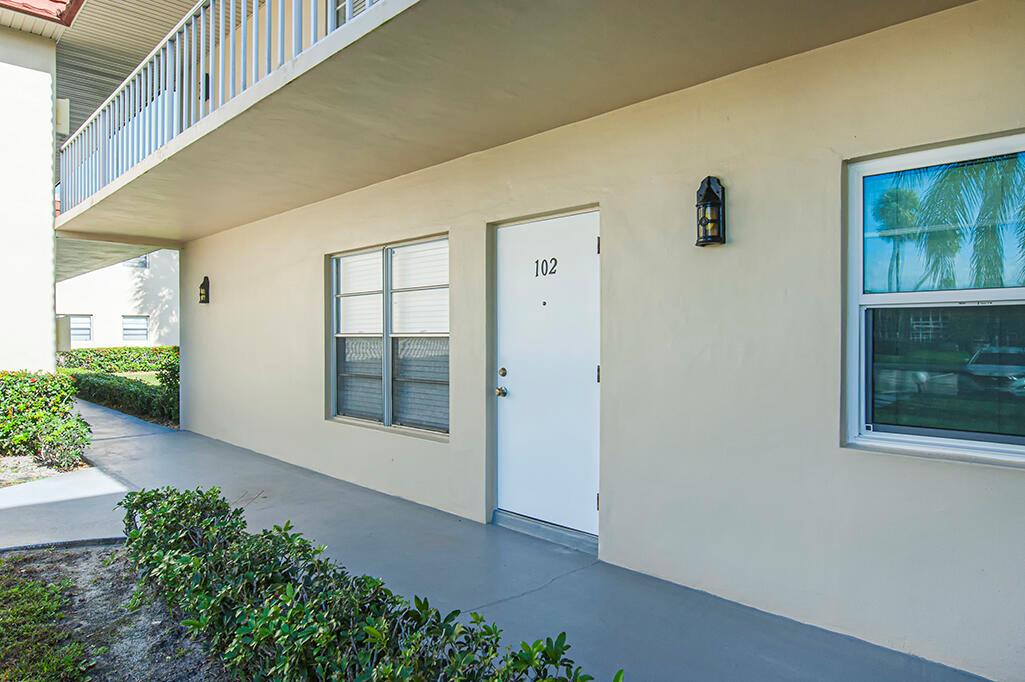 64 Woodland Drive 102