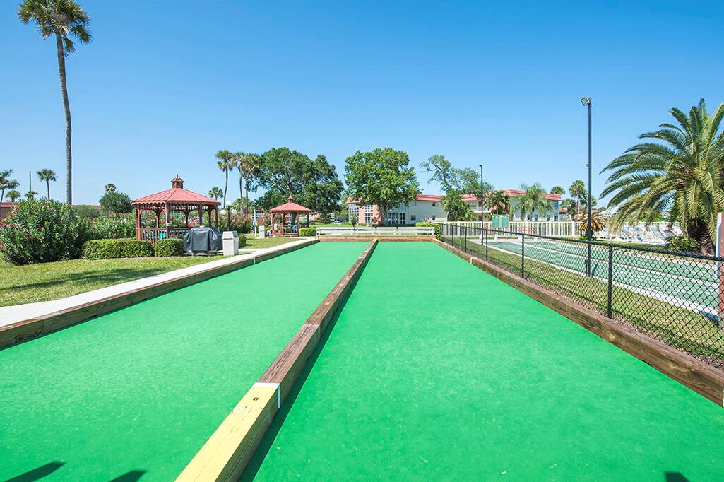 64 Woodland Drive 102