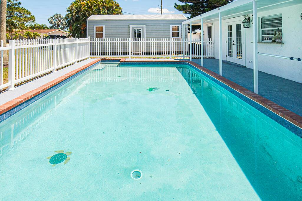 597 SE Floresta Drive