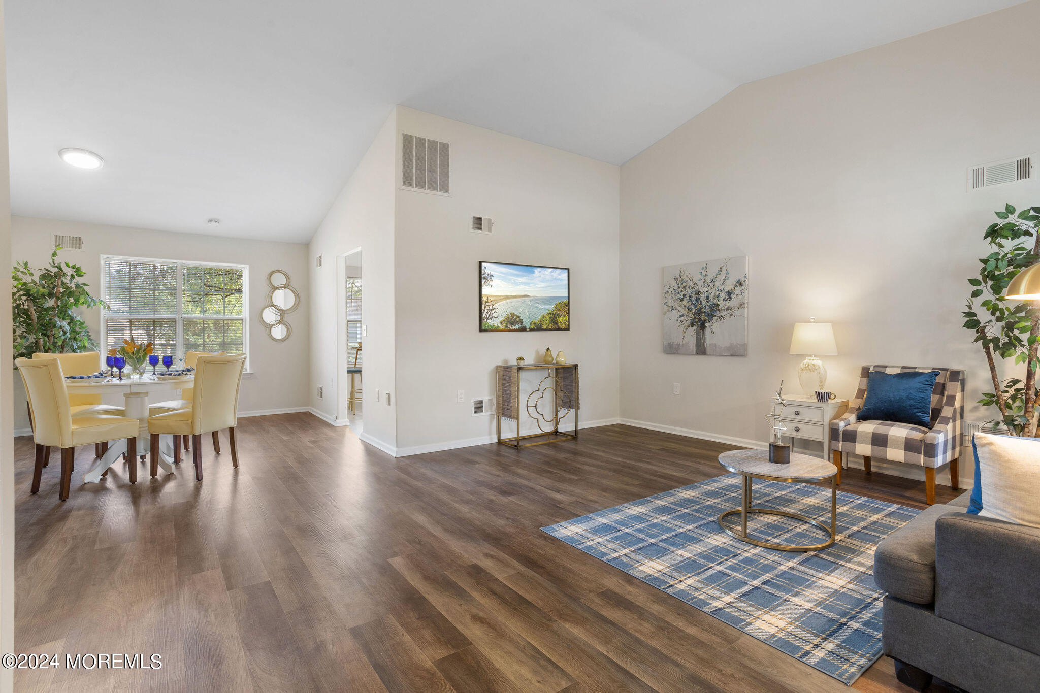 1193A Thornbury Lane