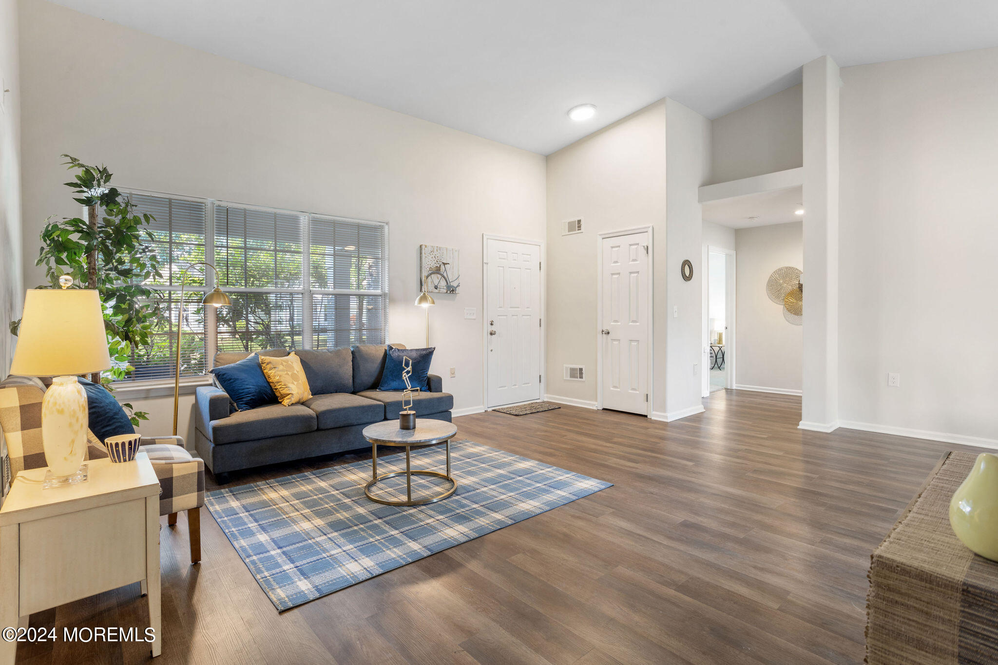 1193A Thornbury Lane