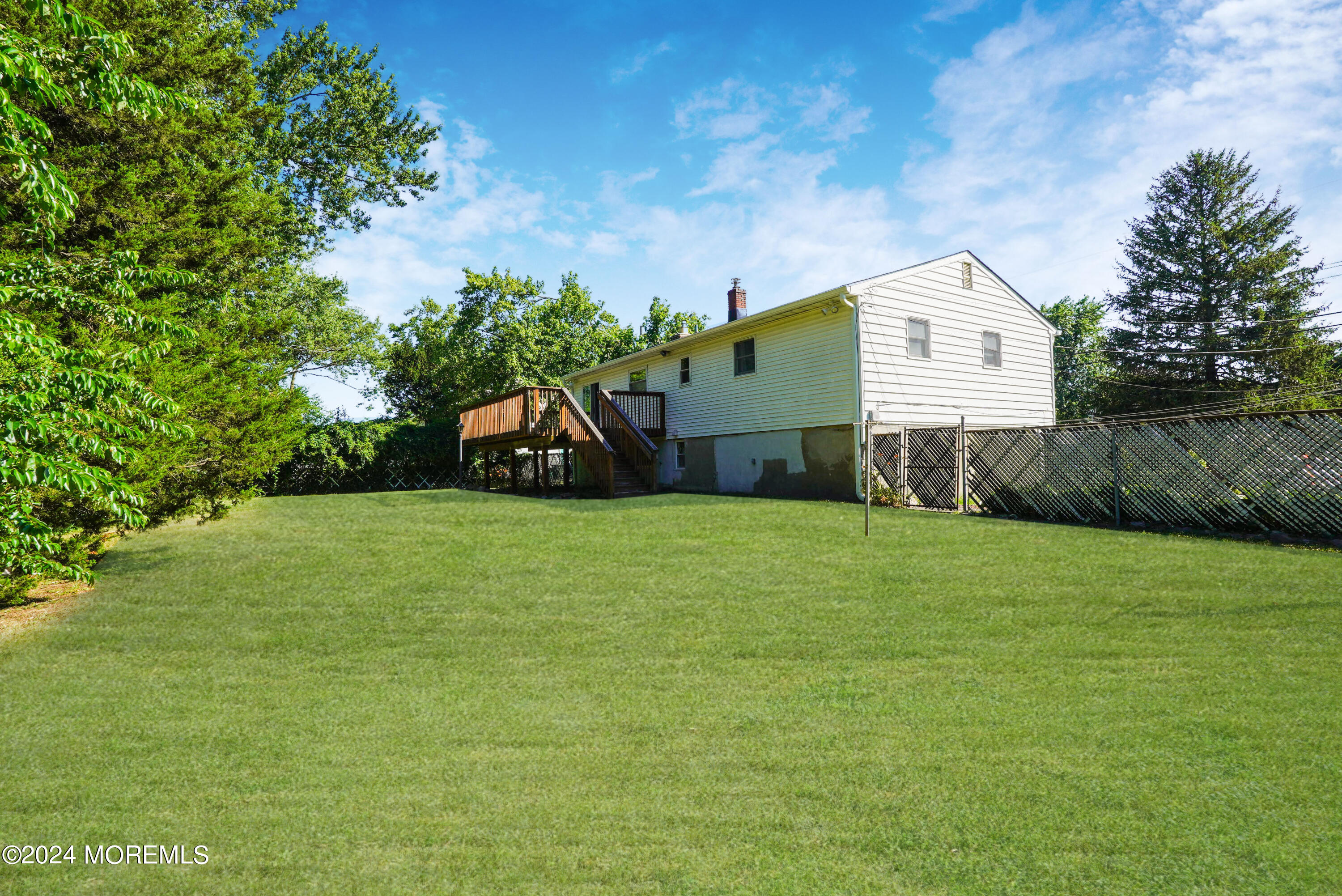 719 John Terrace