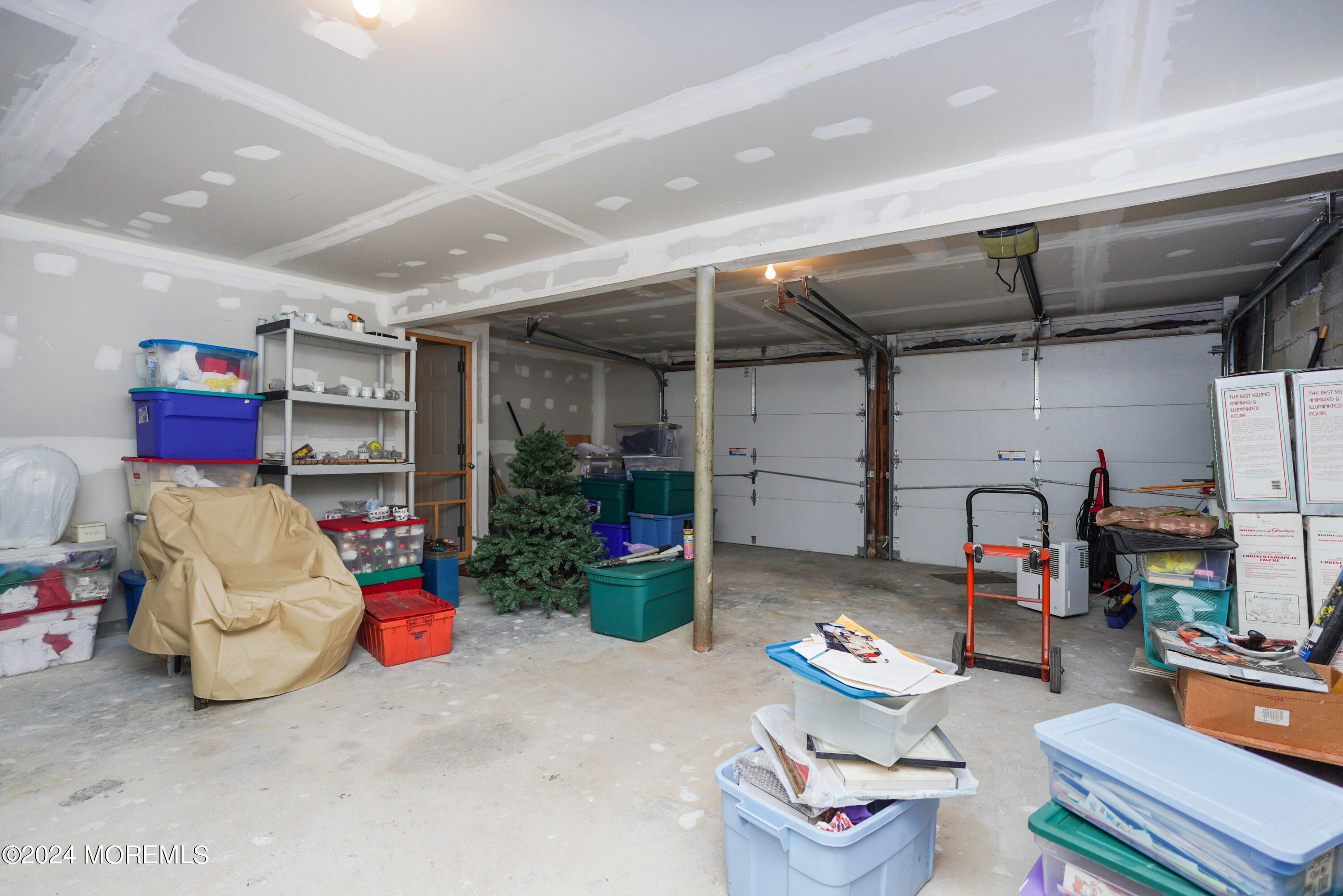 719 John Terrace