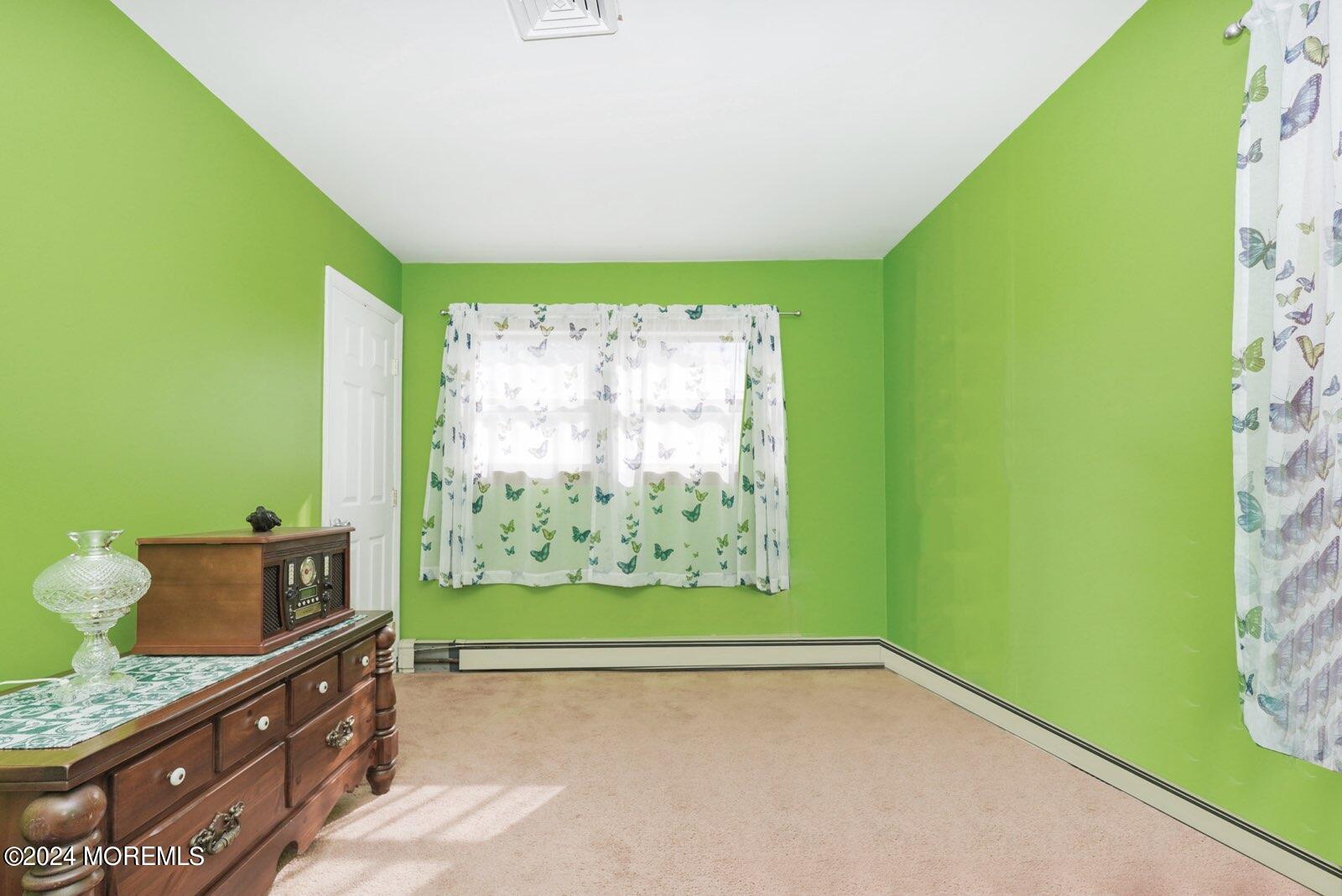 719 John Terrace