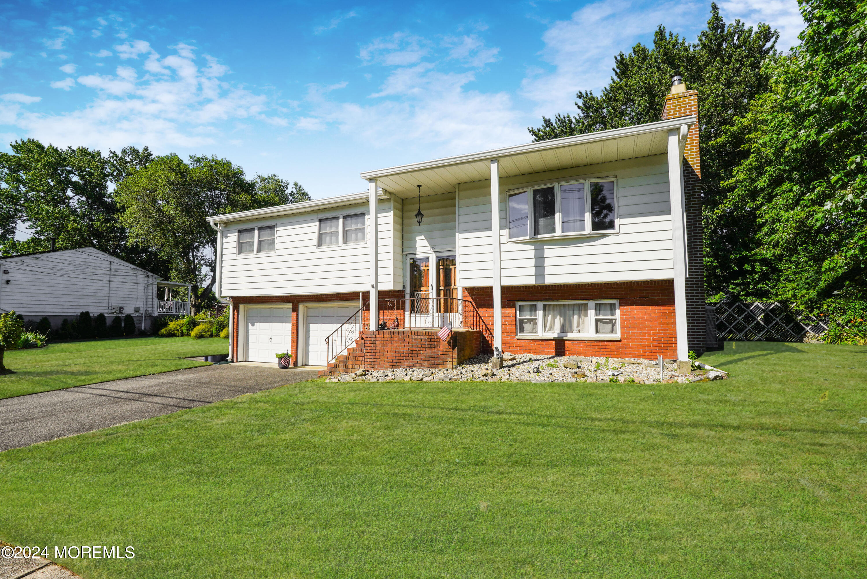 719 John Terrace