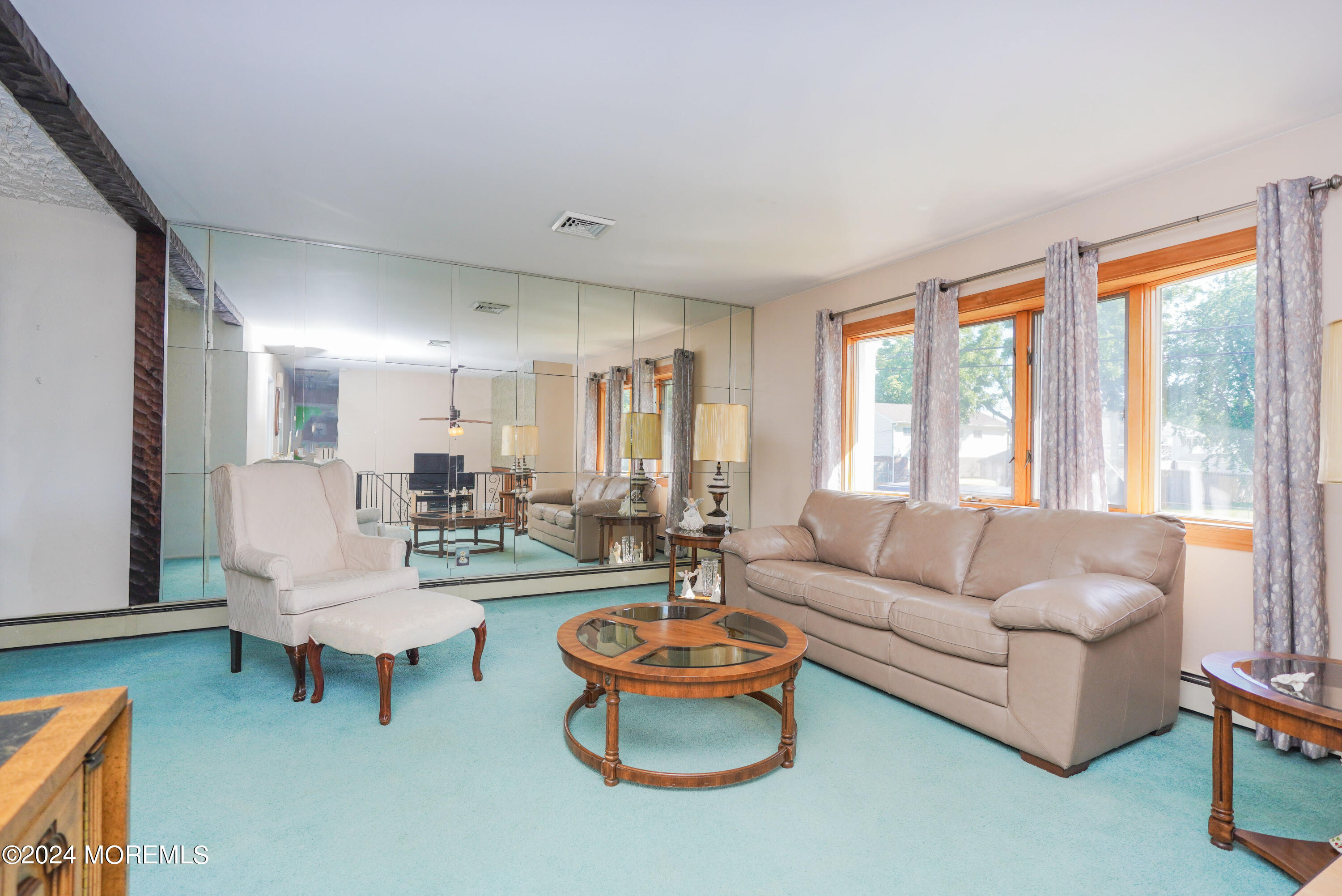 719 John Terrace