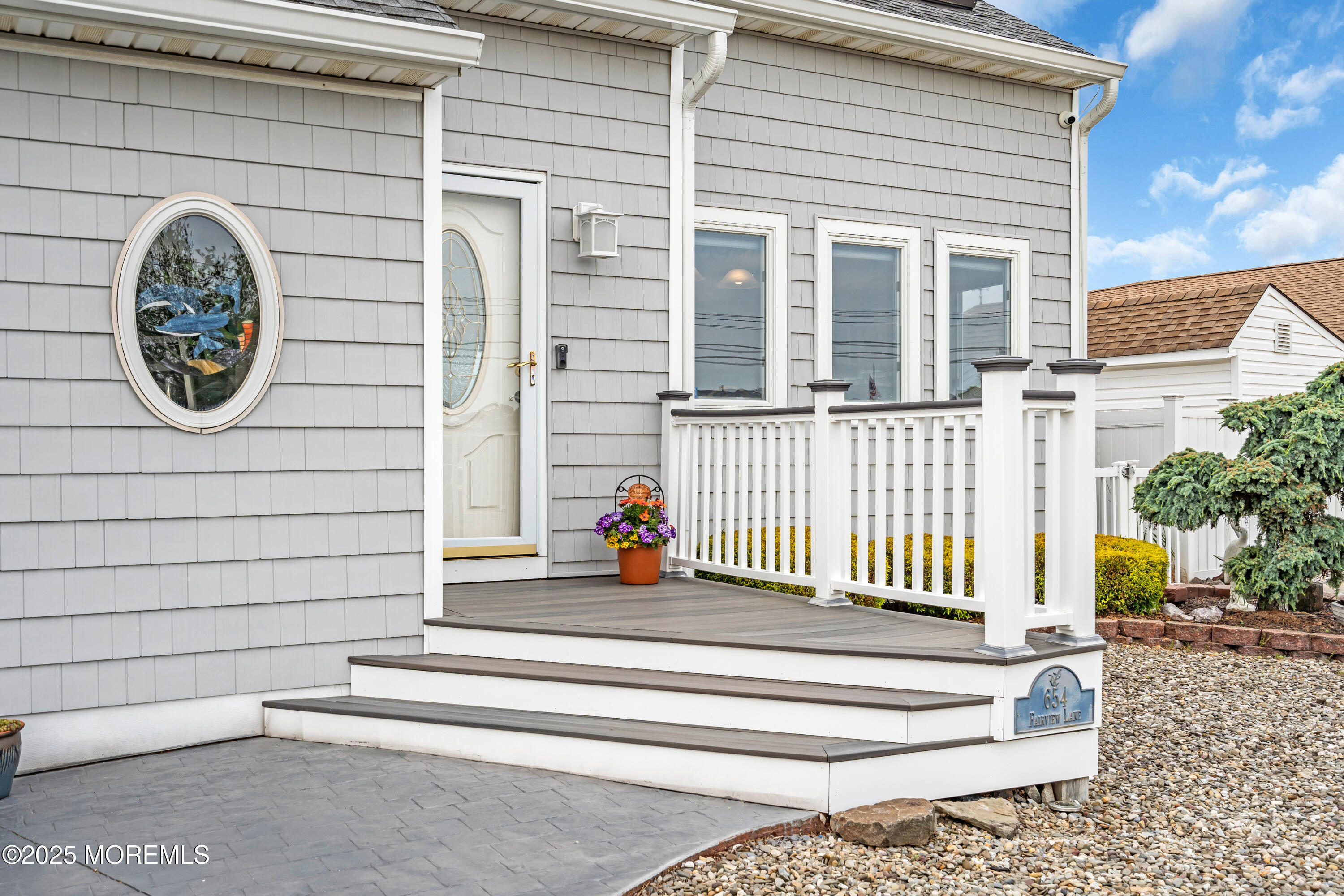 654 Fairview Lane