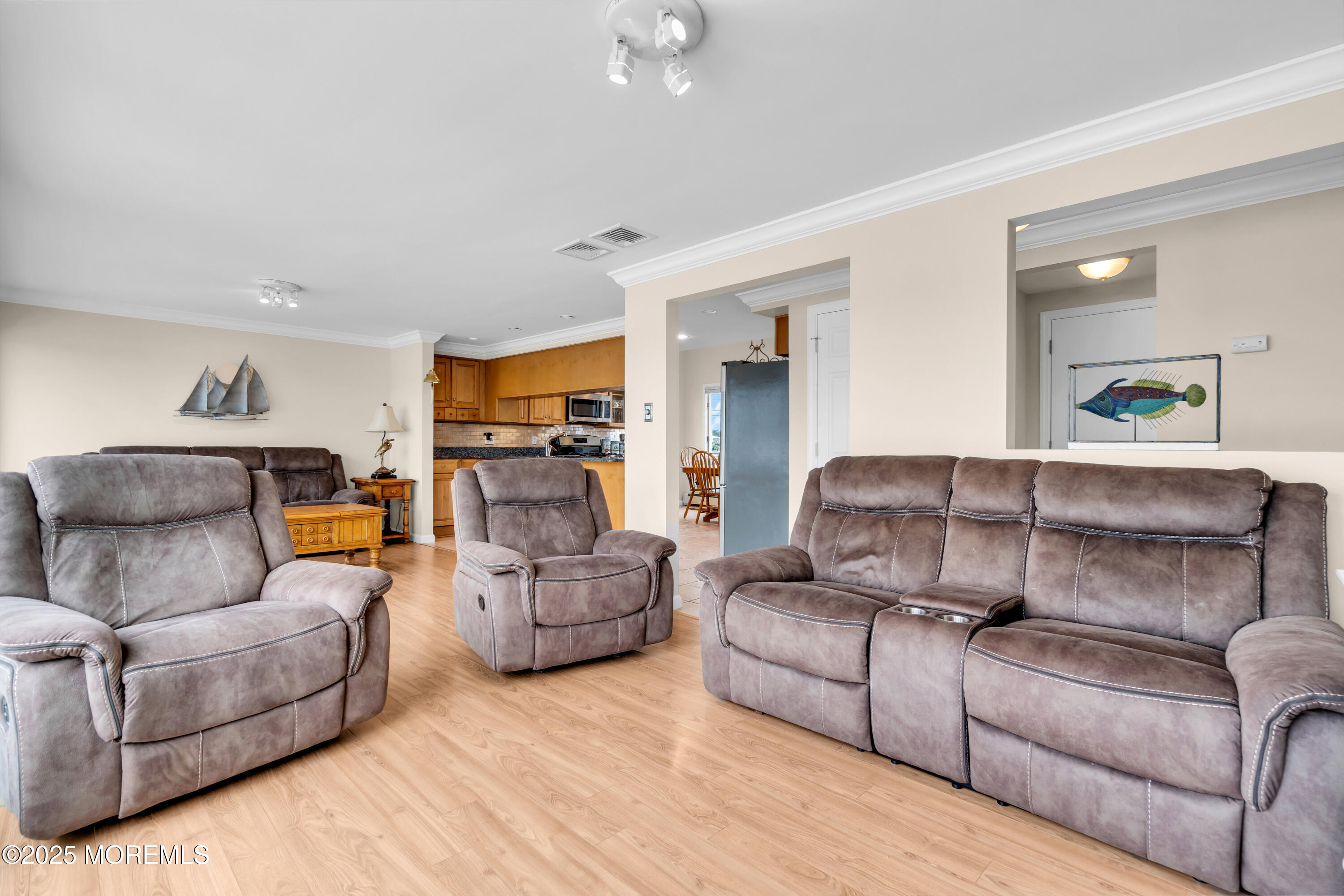 654 Fairview Lane