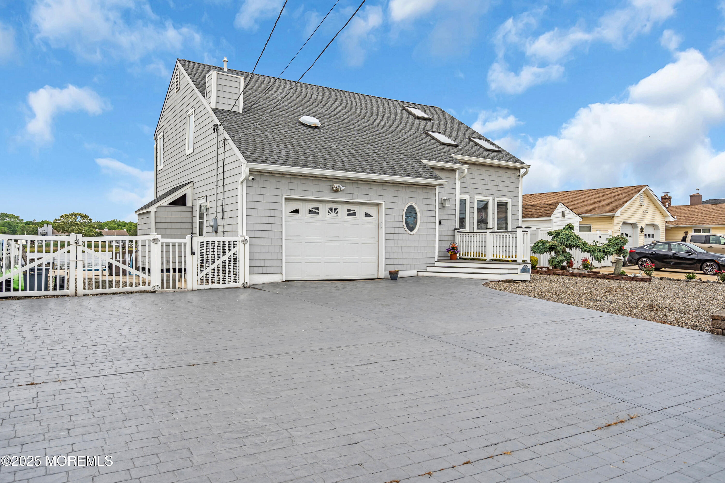 654 Fairview Lane