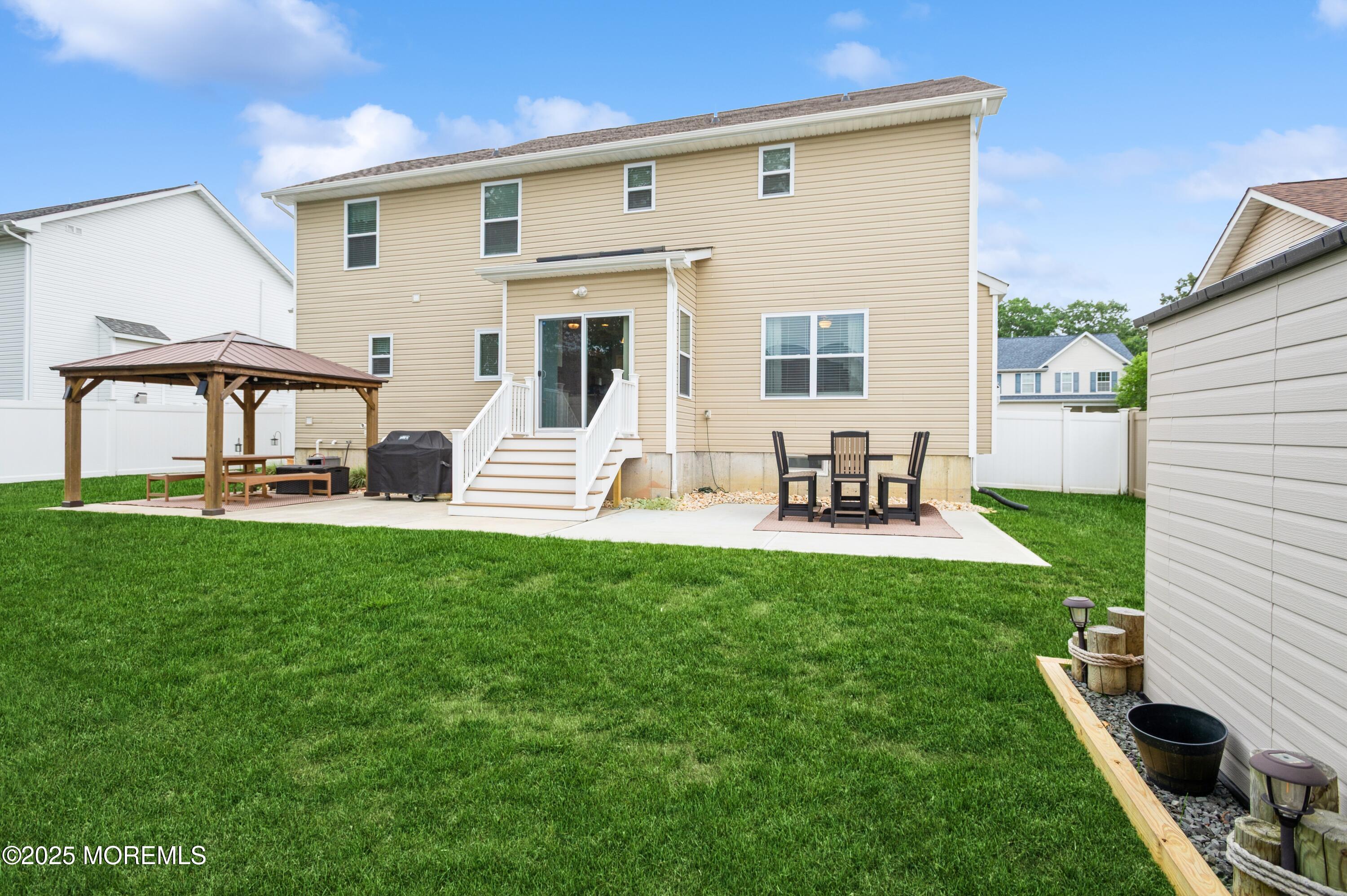 96 Bridle Path
