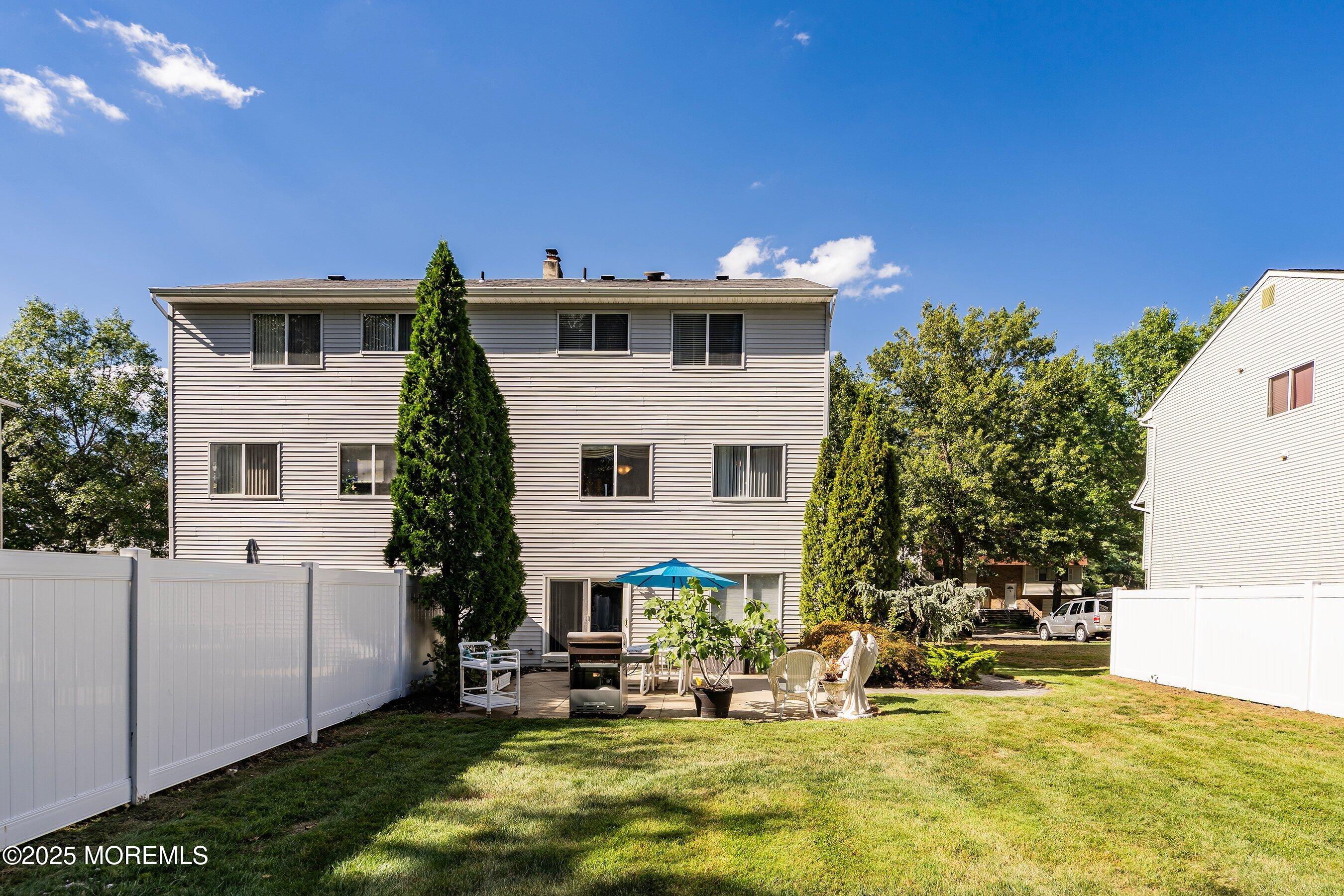 51 Dortmunder Drive