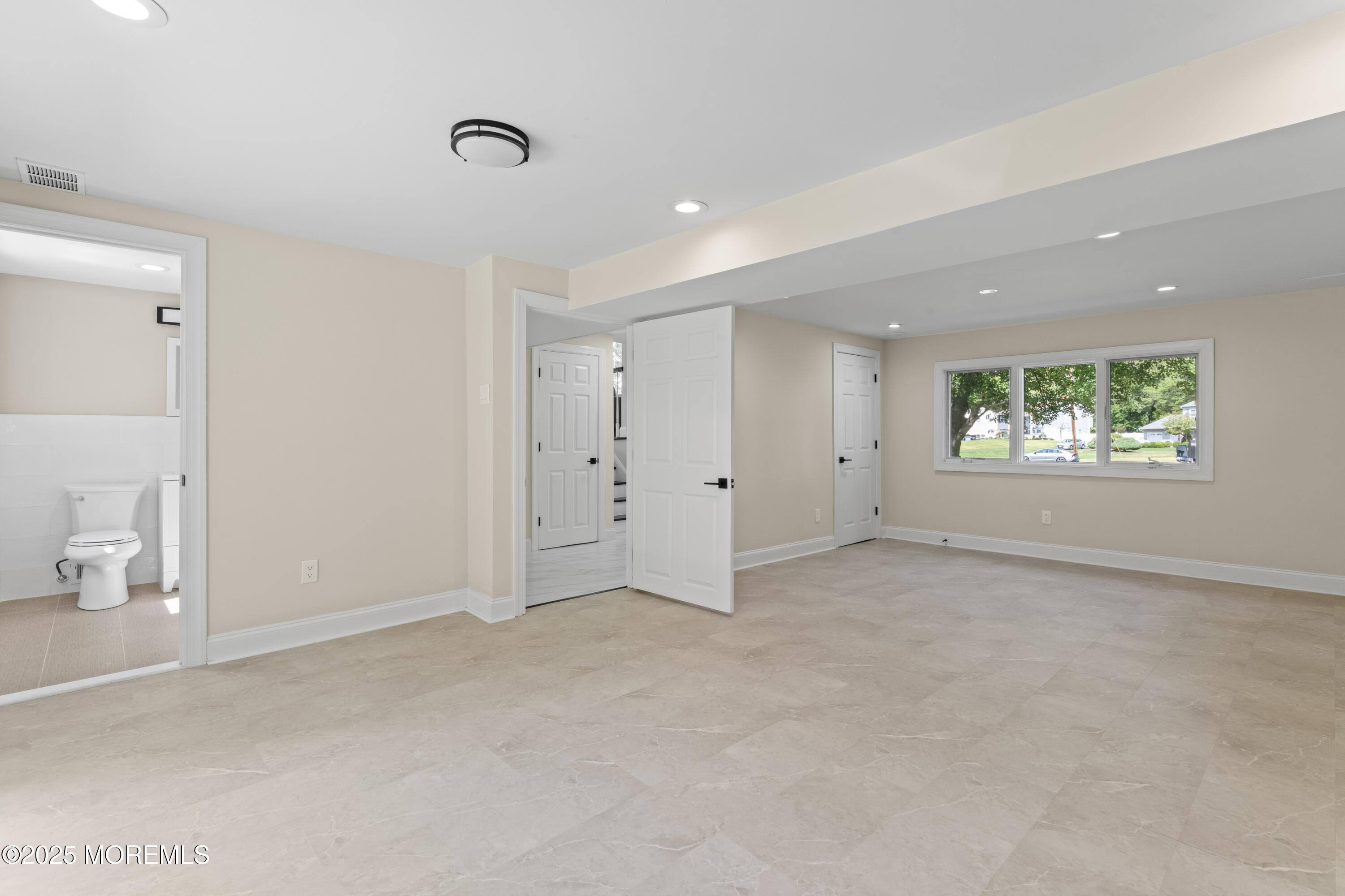 8 Chesapeake Road