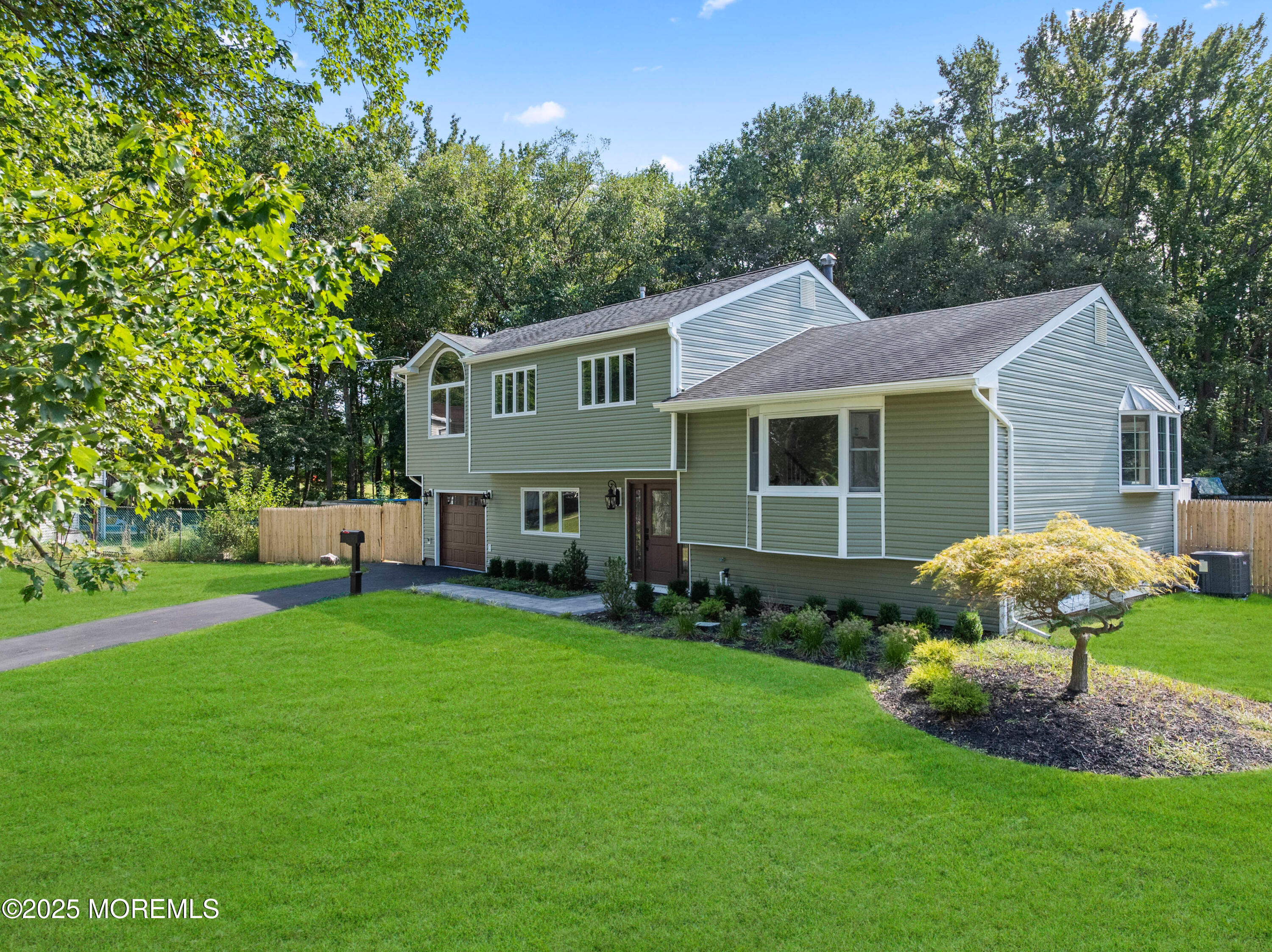 8 Chesapeake Road