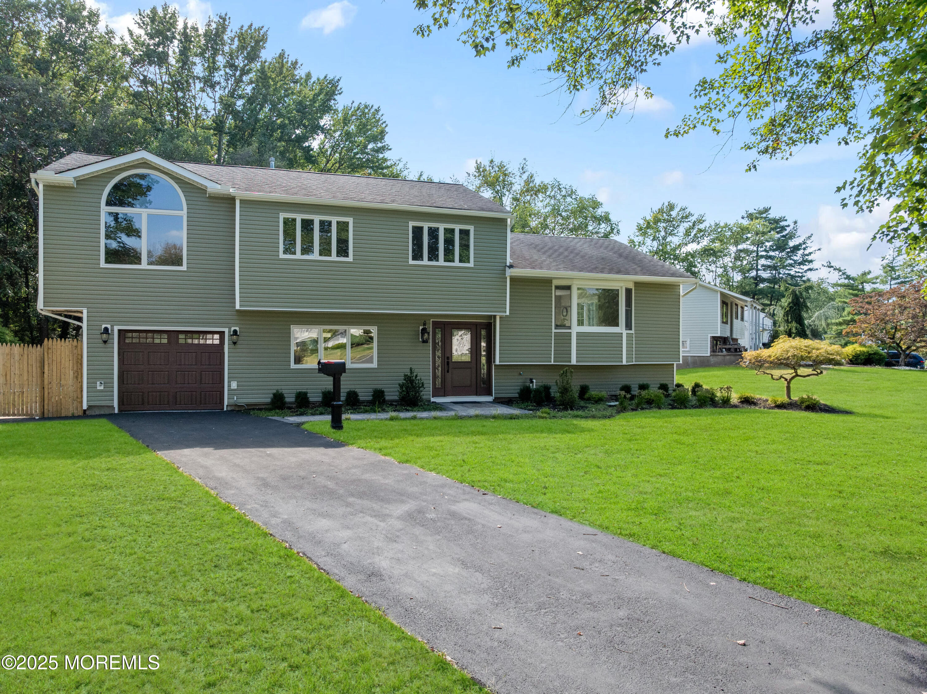 8 Chesapeake Road