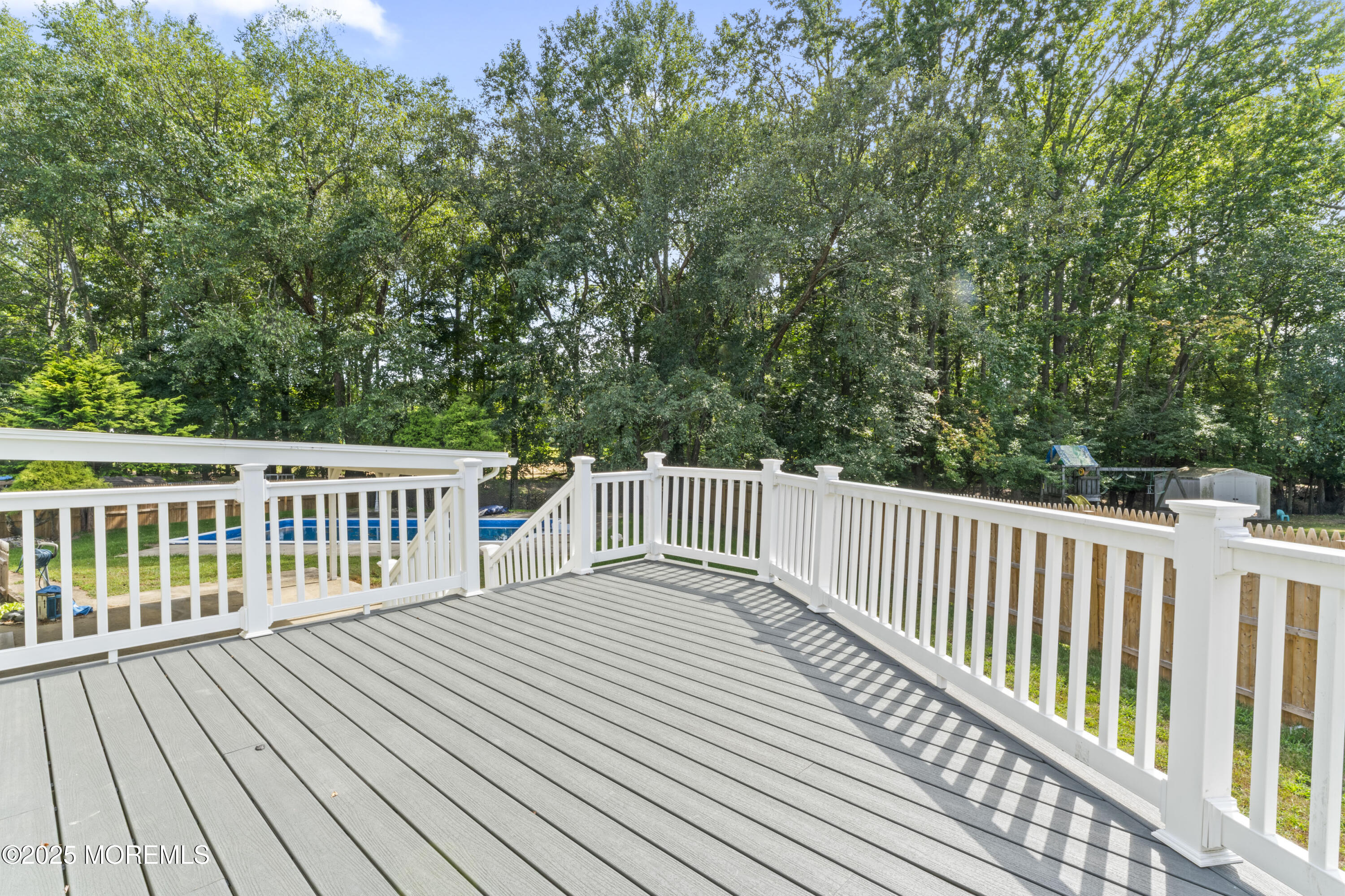 8 Chesapeake Road