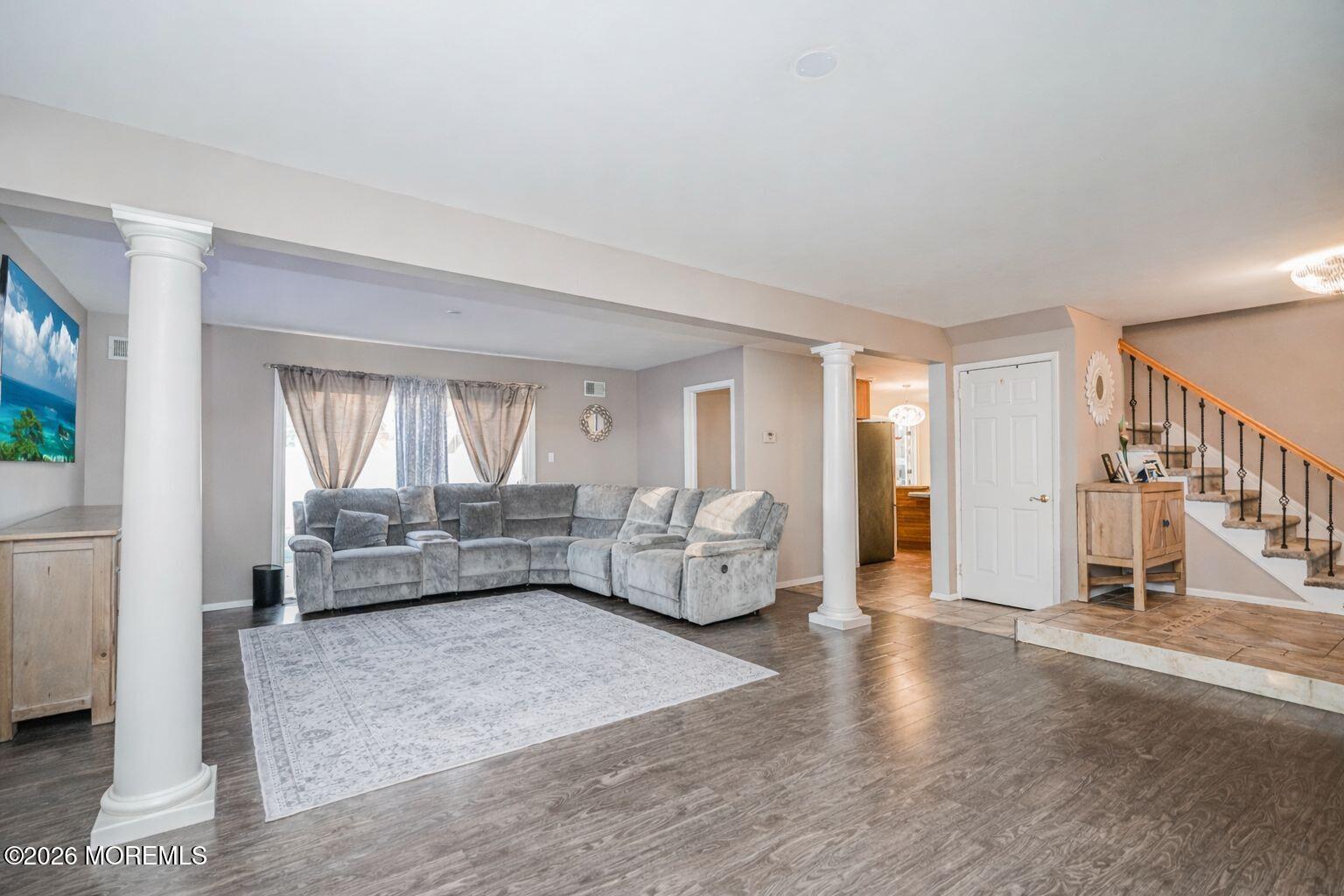 2 Sahara Court