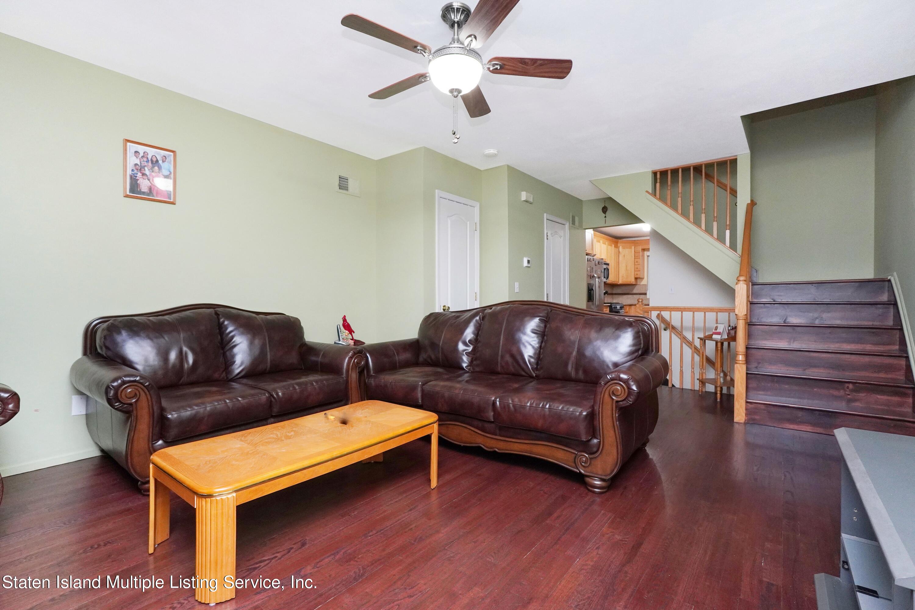 281 Lamport Boulevard