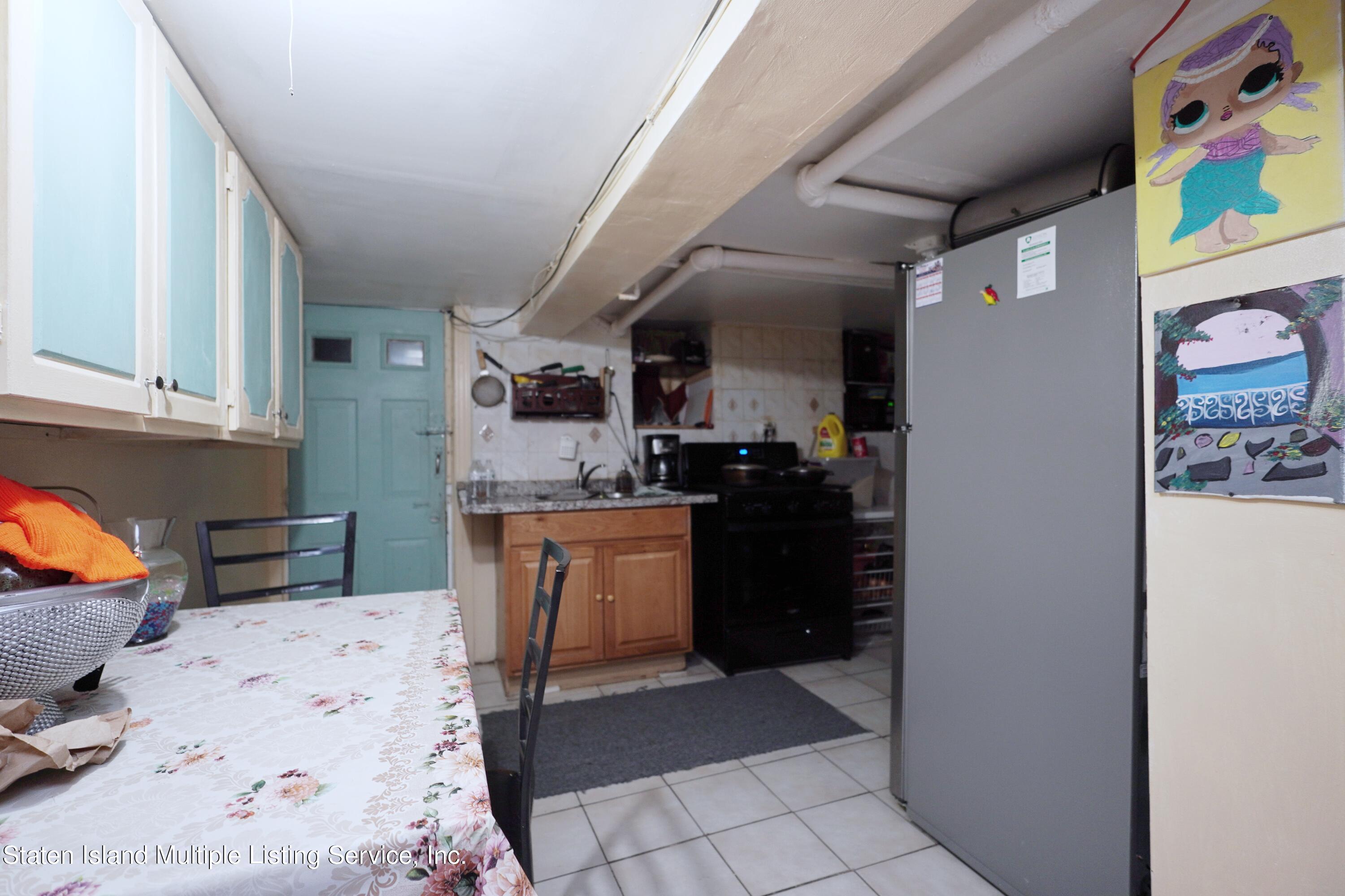 144 Somers Street