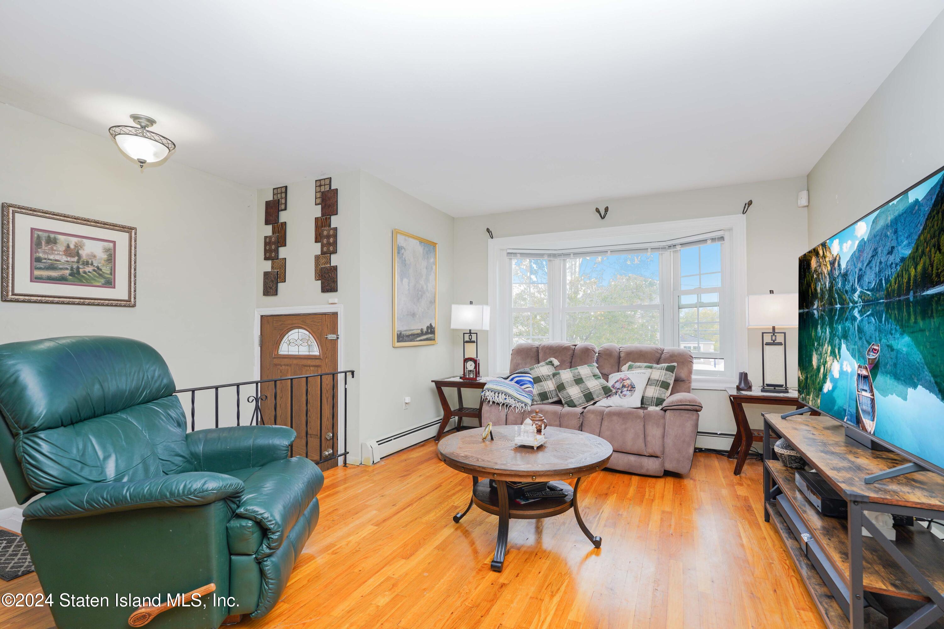 305 Gower Street