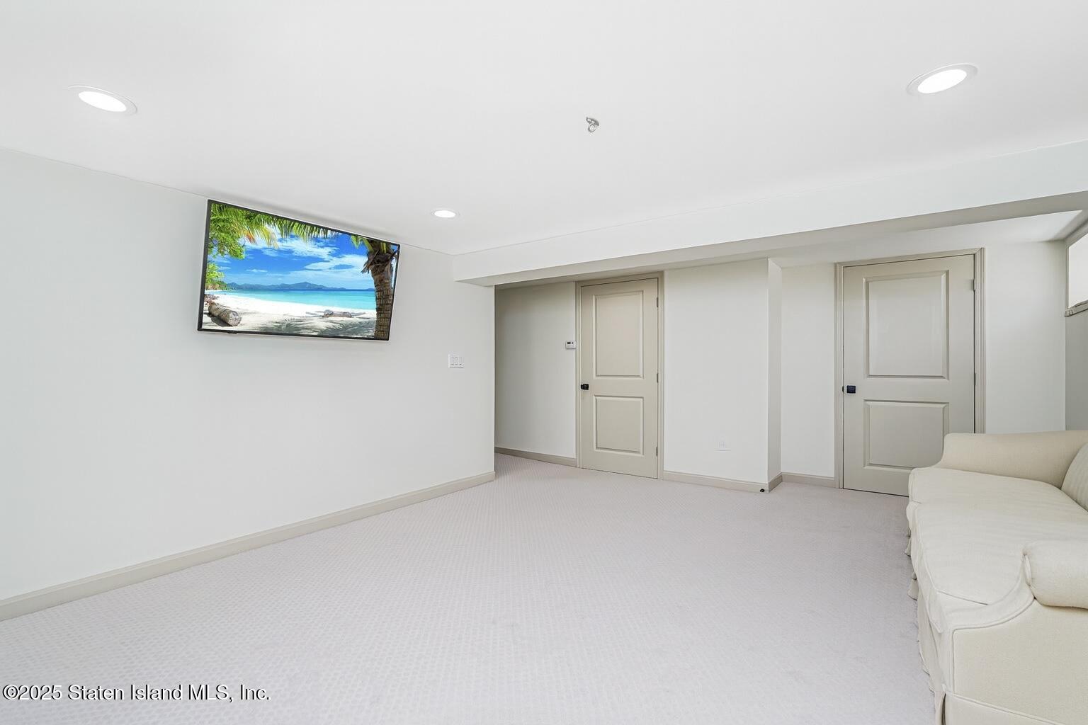 241 Lindenwood Road