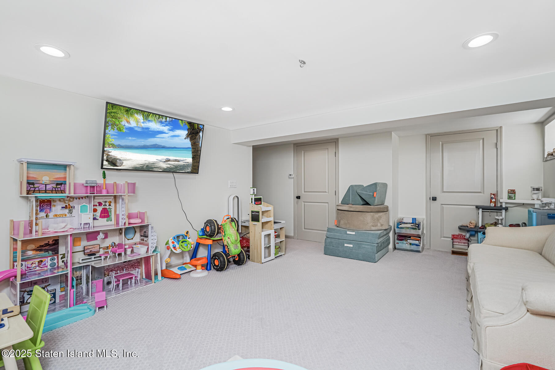 241 Lindenwood Road