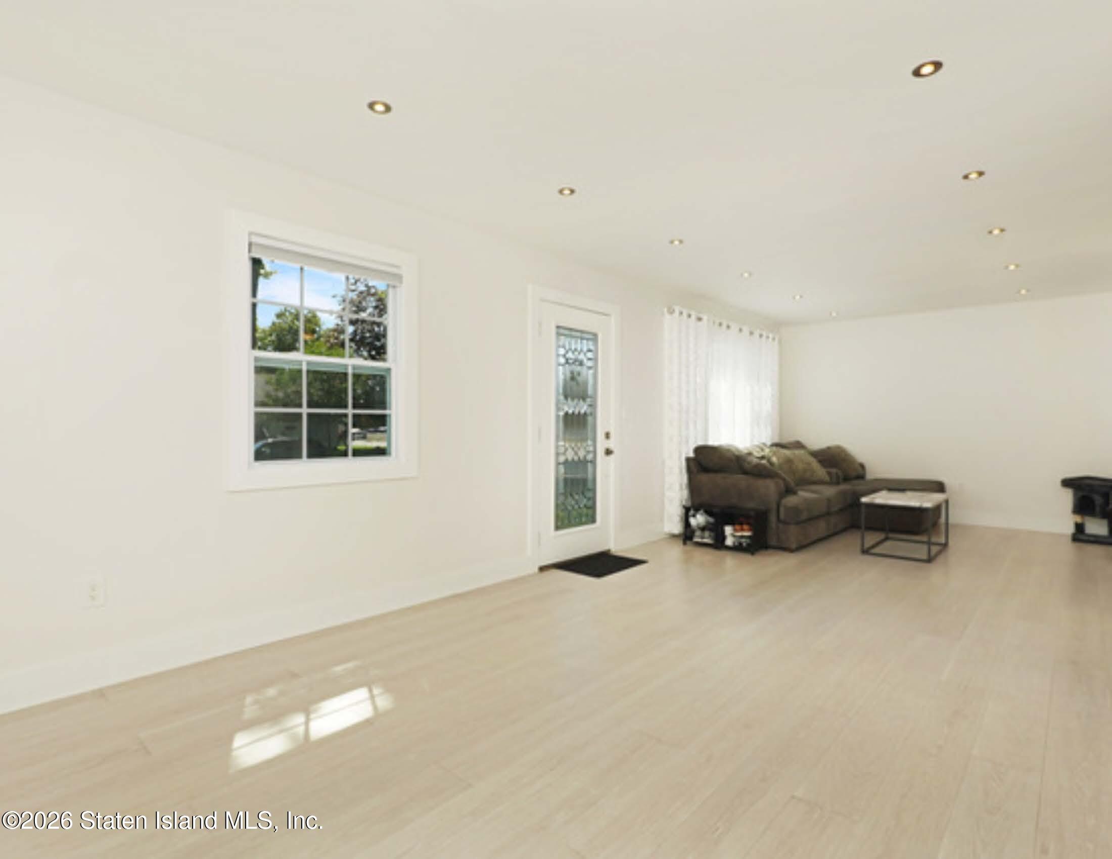 381 Lathrop Avenue