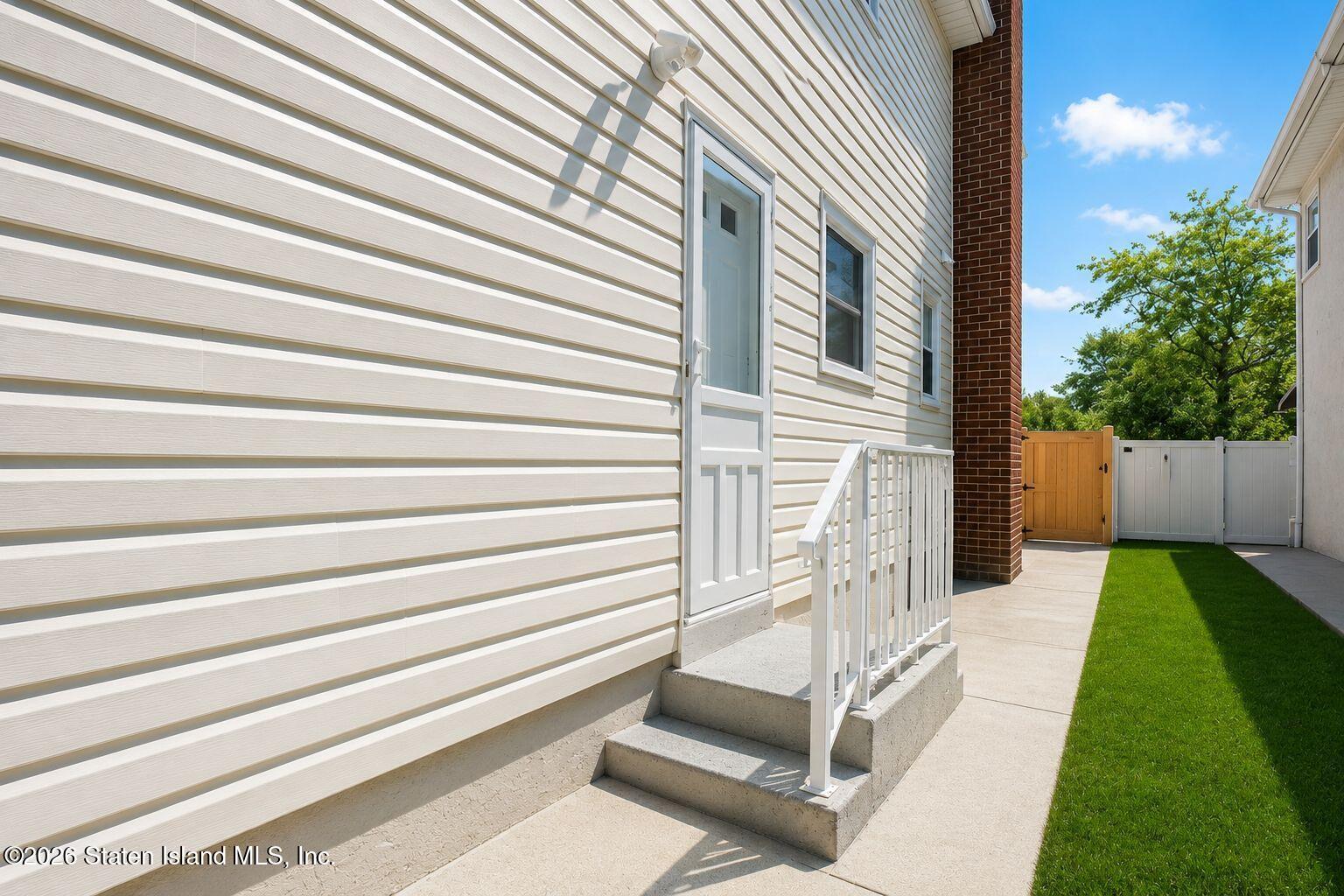 292 Chesterton Avenue