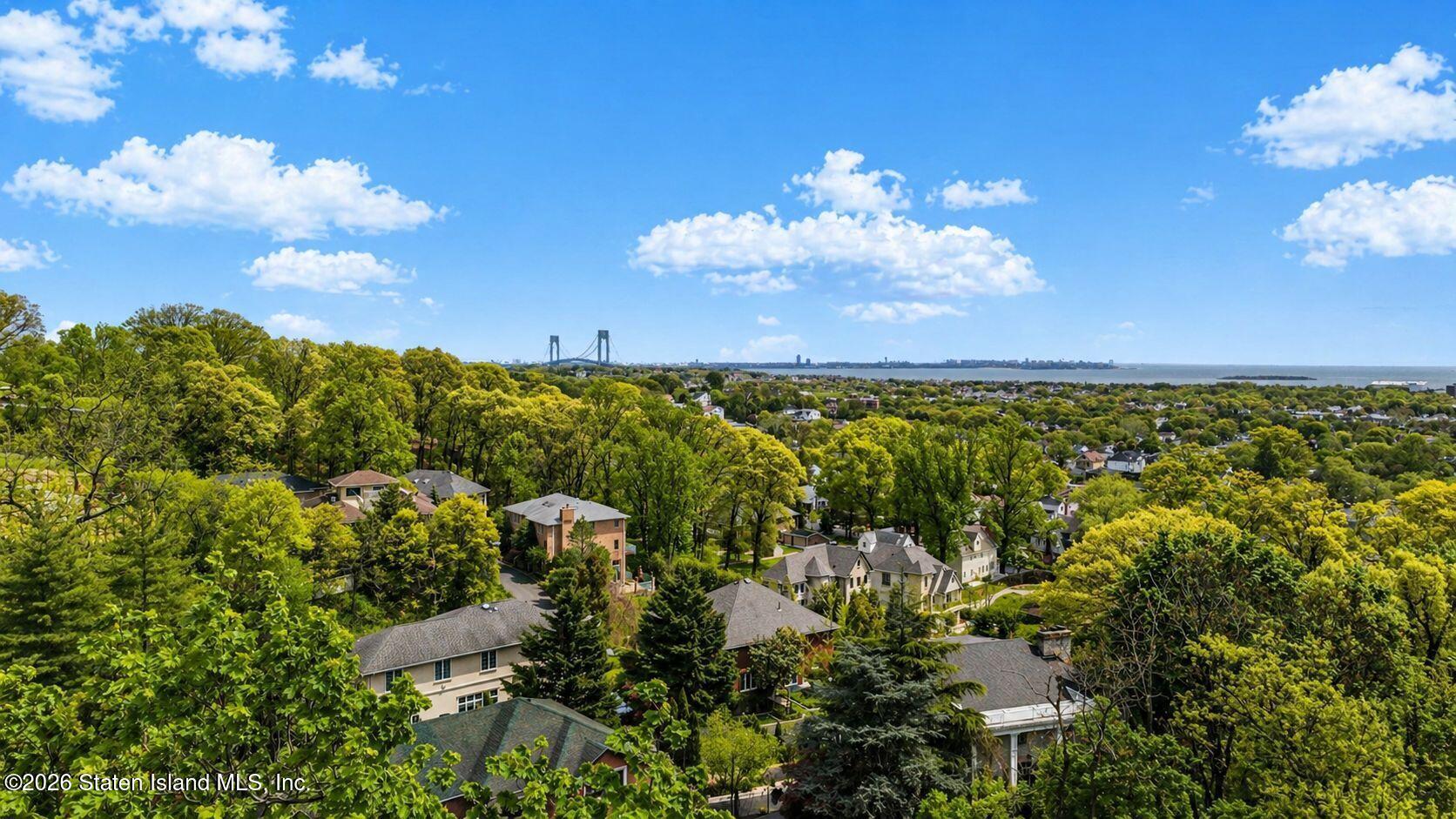 125 Benedict Road