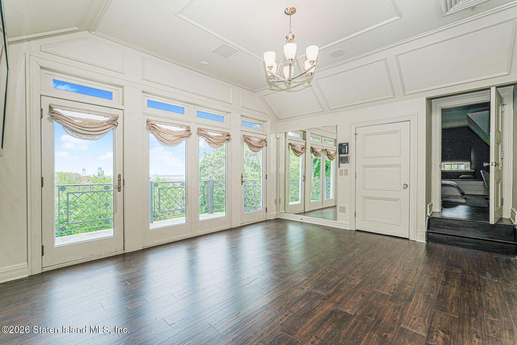125 Benedict Road