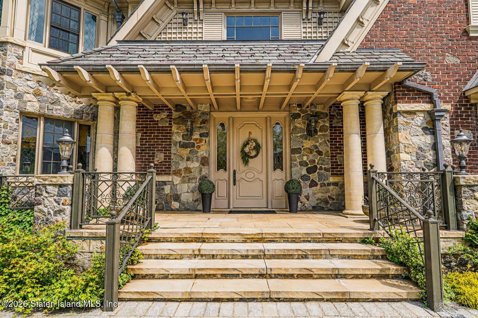 125 Benedict Road