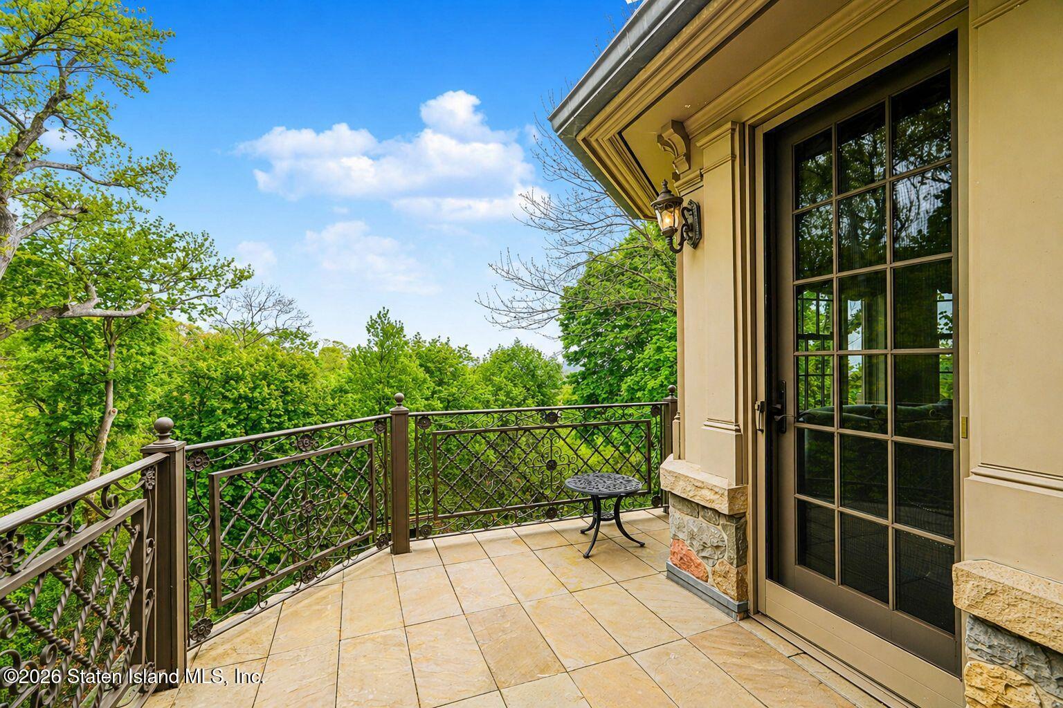 125 Benedict Road