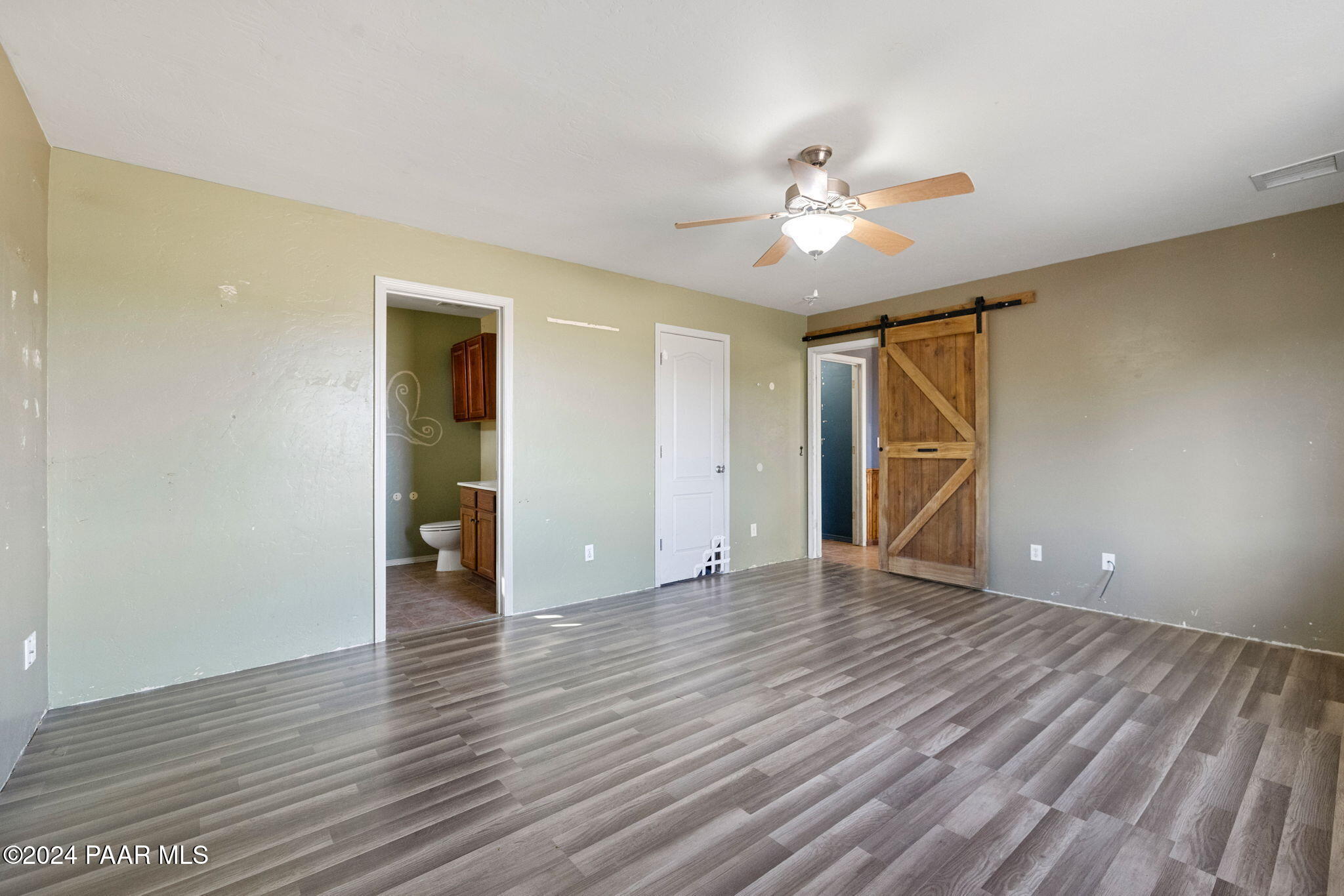 2311 Horseshoe Trail
