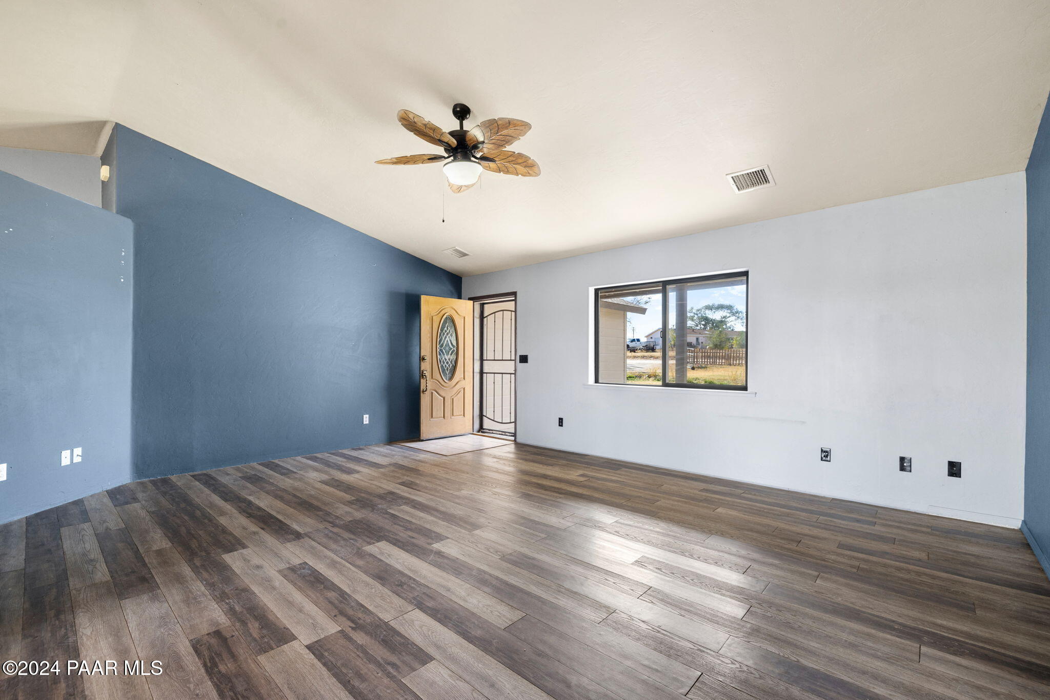 2311 Horseshoe Trail