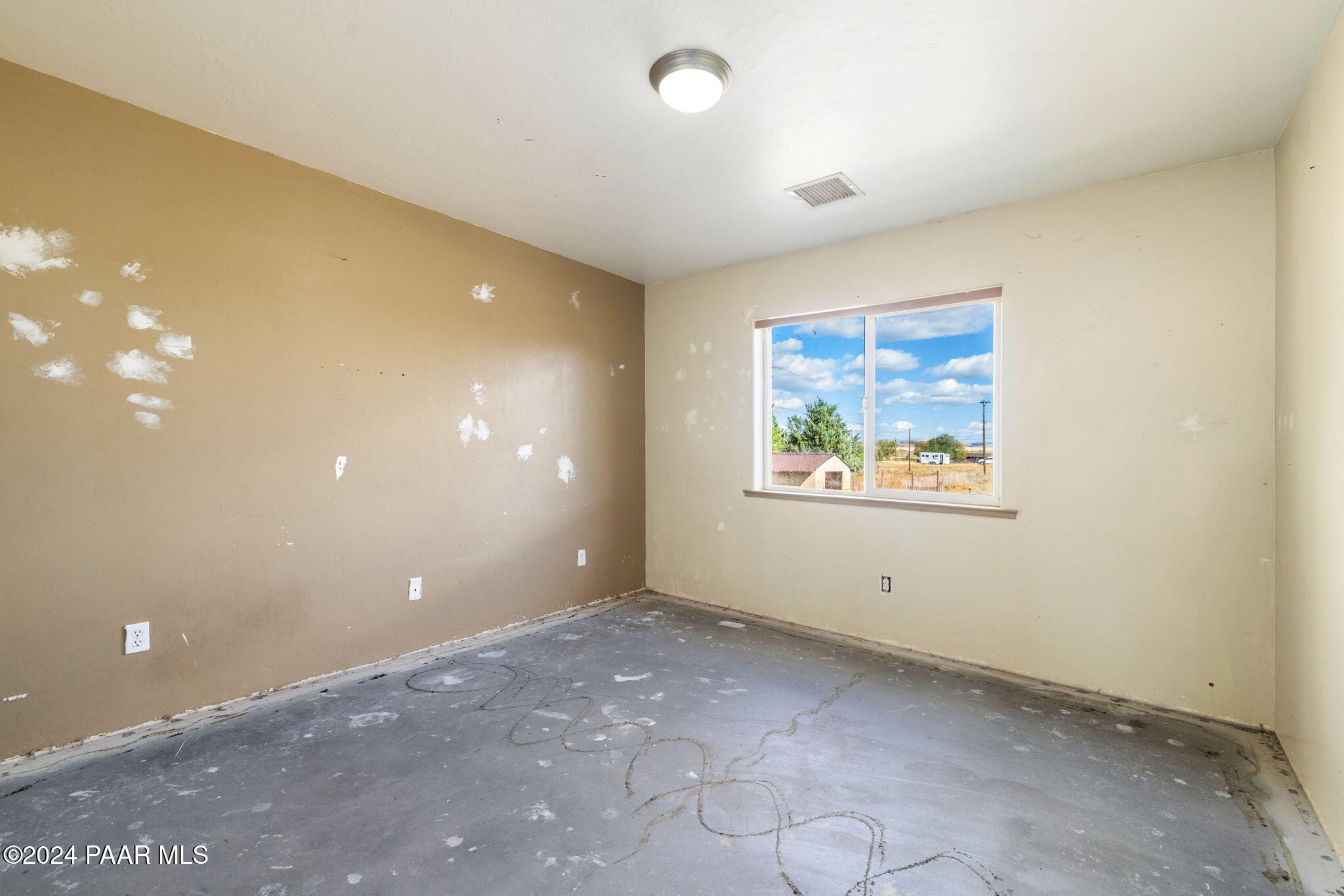 2311 Horseshoe Trail