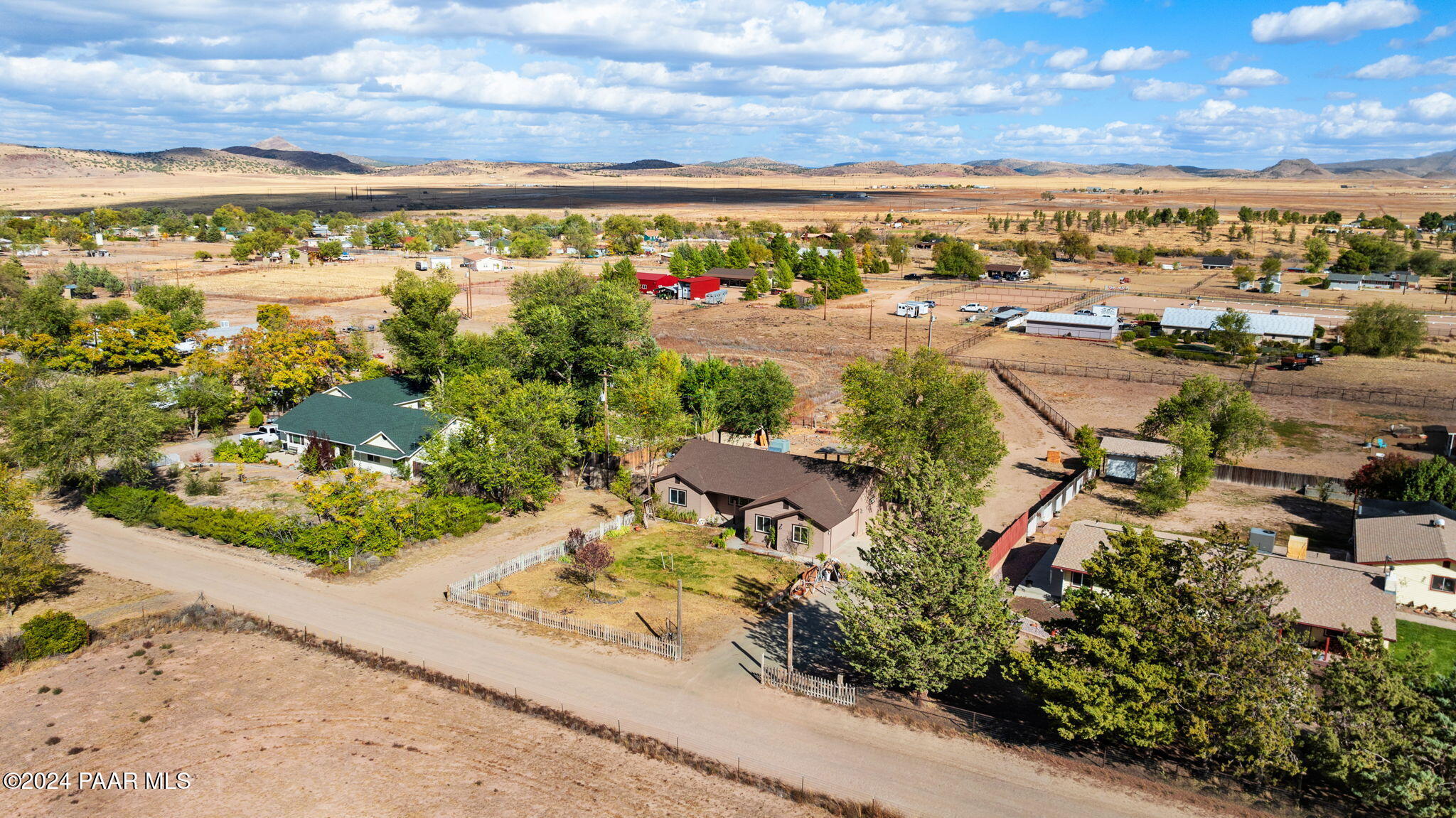 2311 Horseshoe Trail