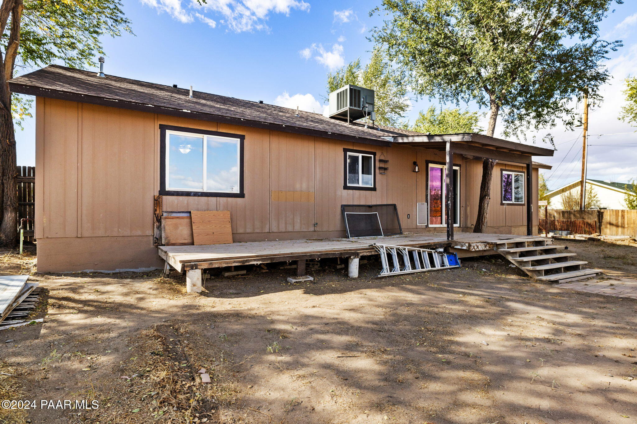 2311 Horseshoe Trail