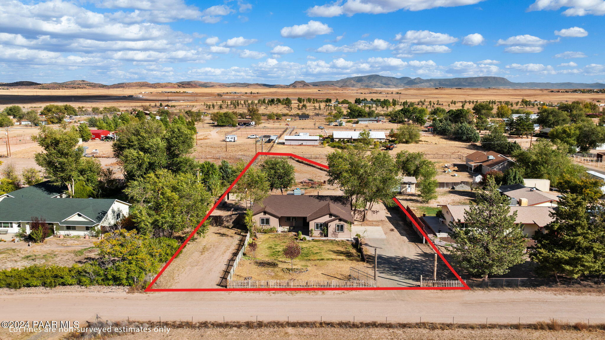 2311 Horseshoe Trail
