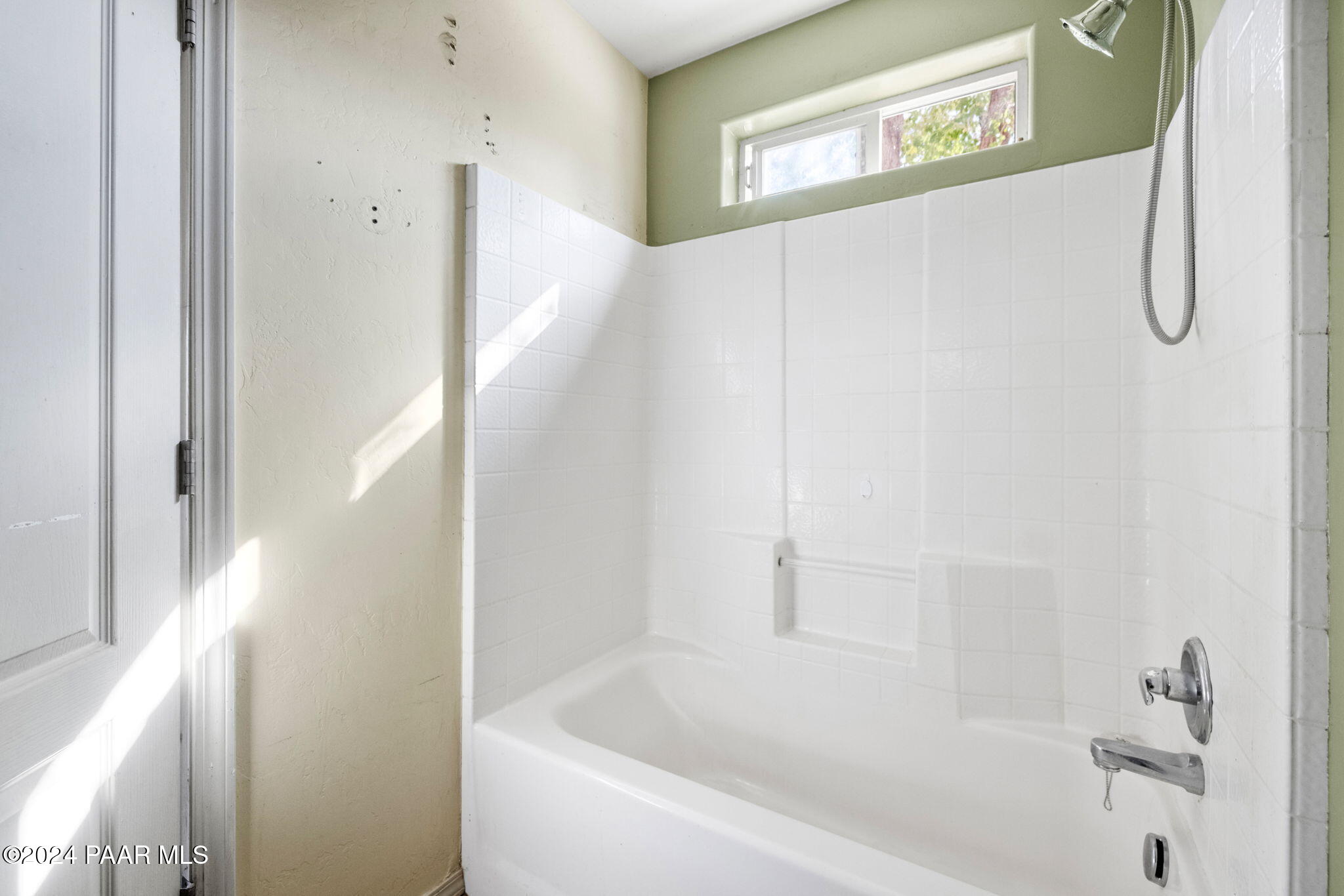 2311 Horseshoe Trail
