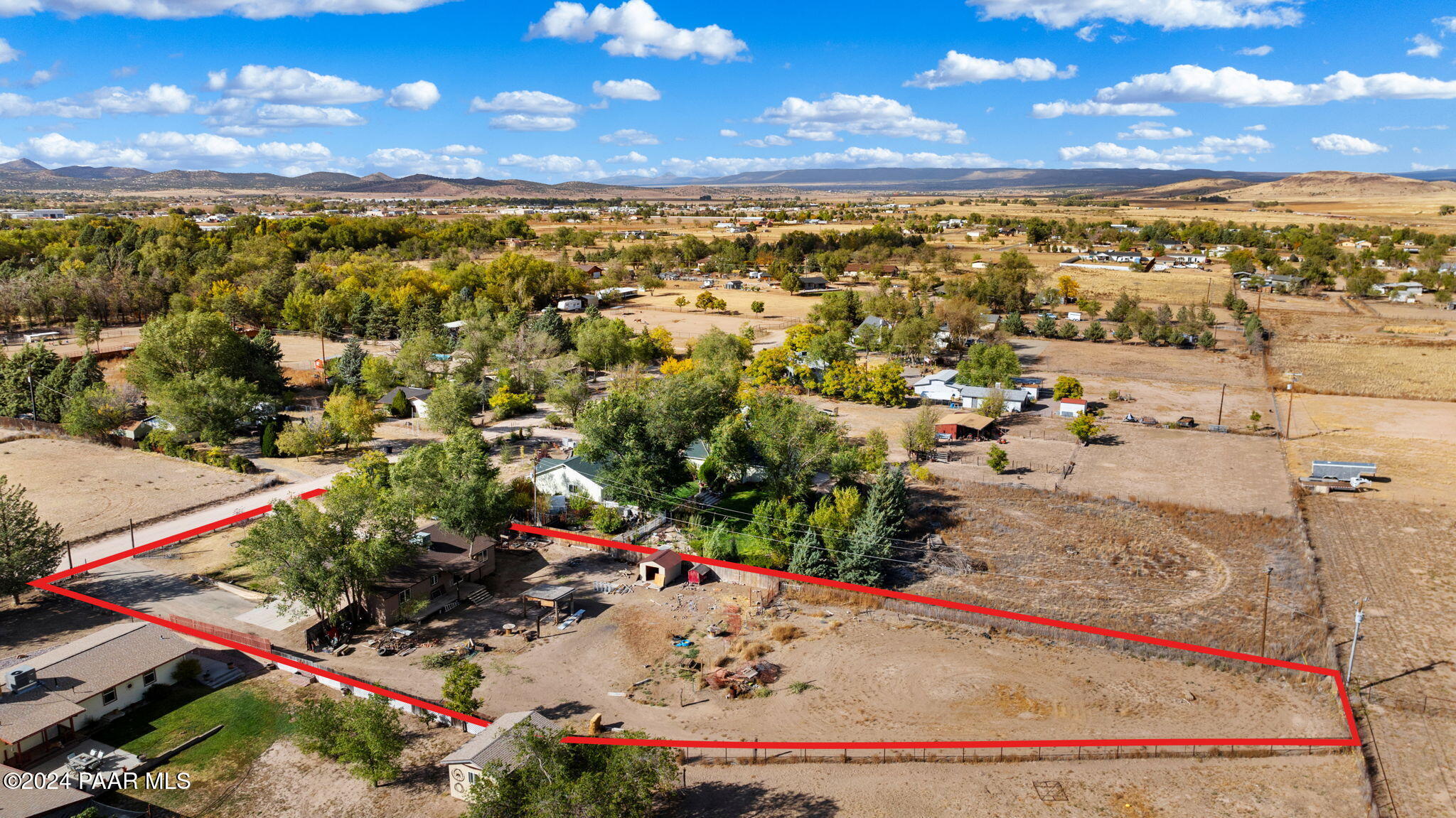 2311 Horseshoe Trail