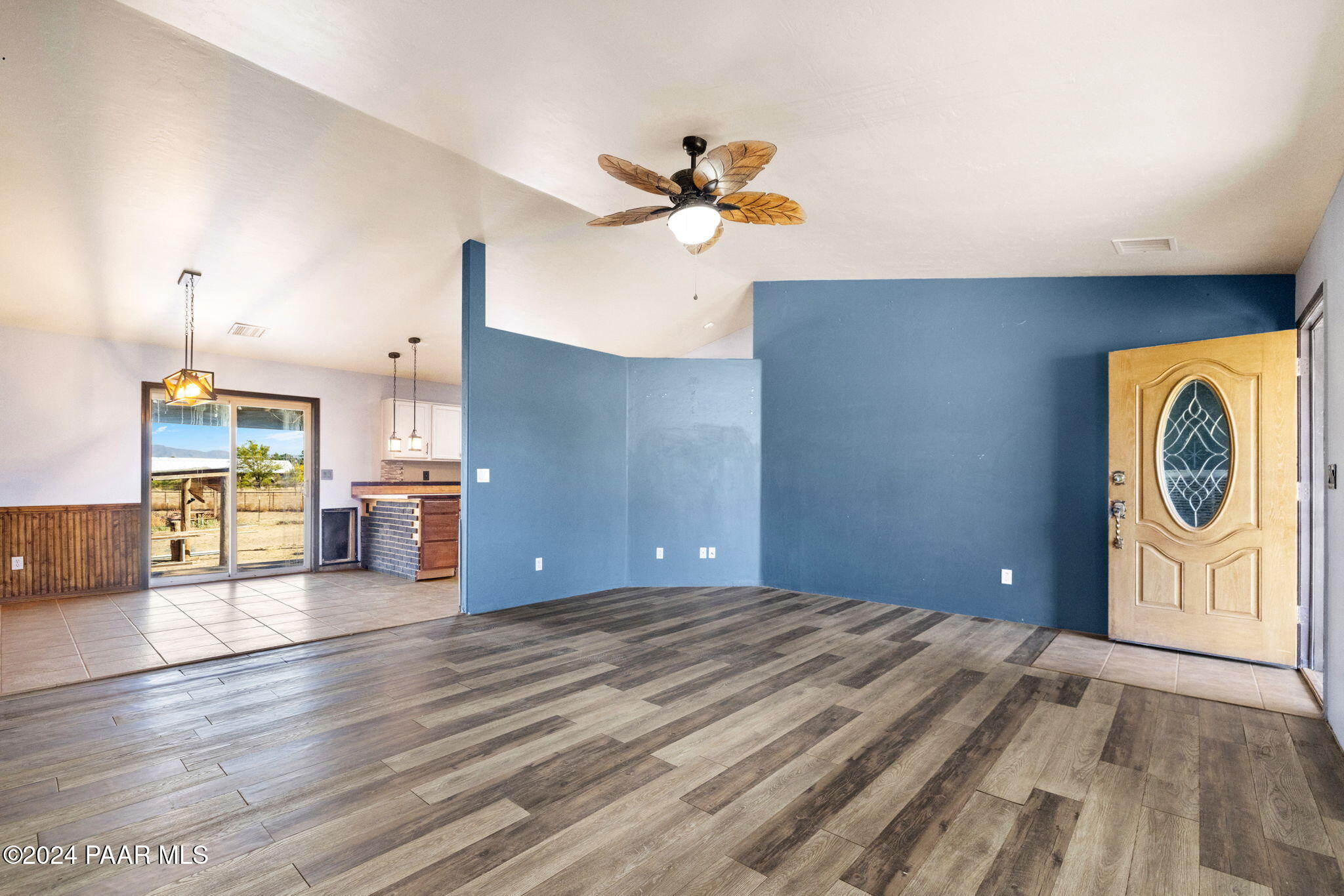 2311 Horseshoe Trail